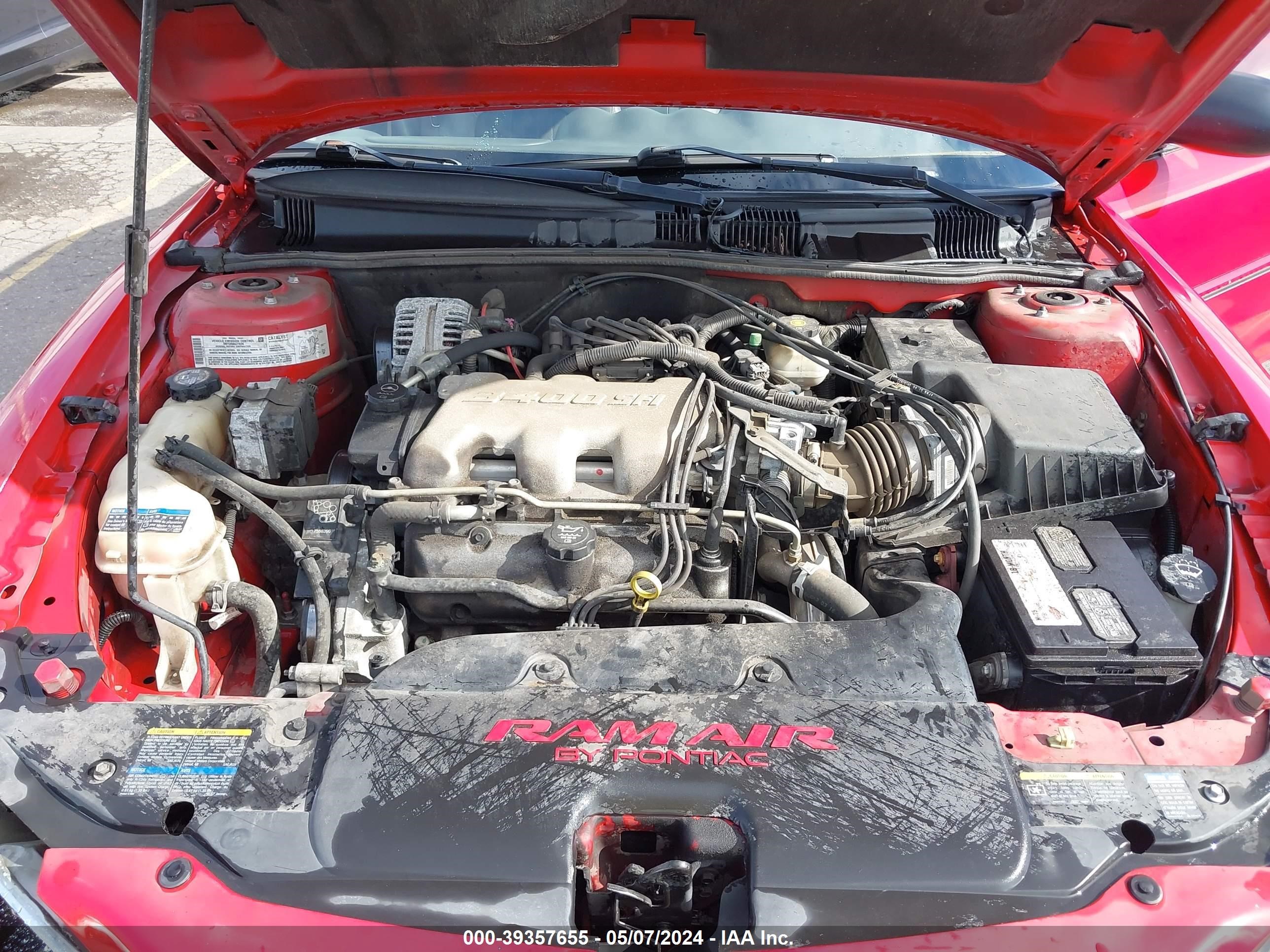 Photo 9 VIN: 1G2NW52E44M670275 - PONTIAC GRAND AM 