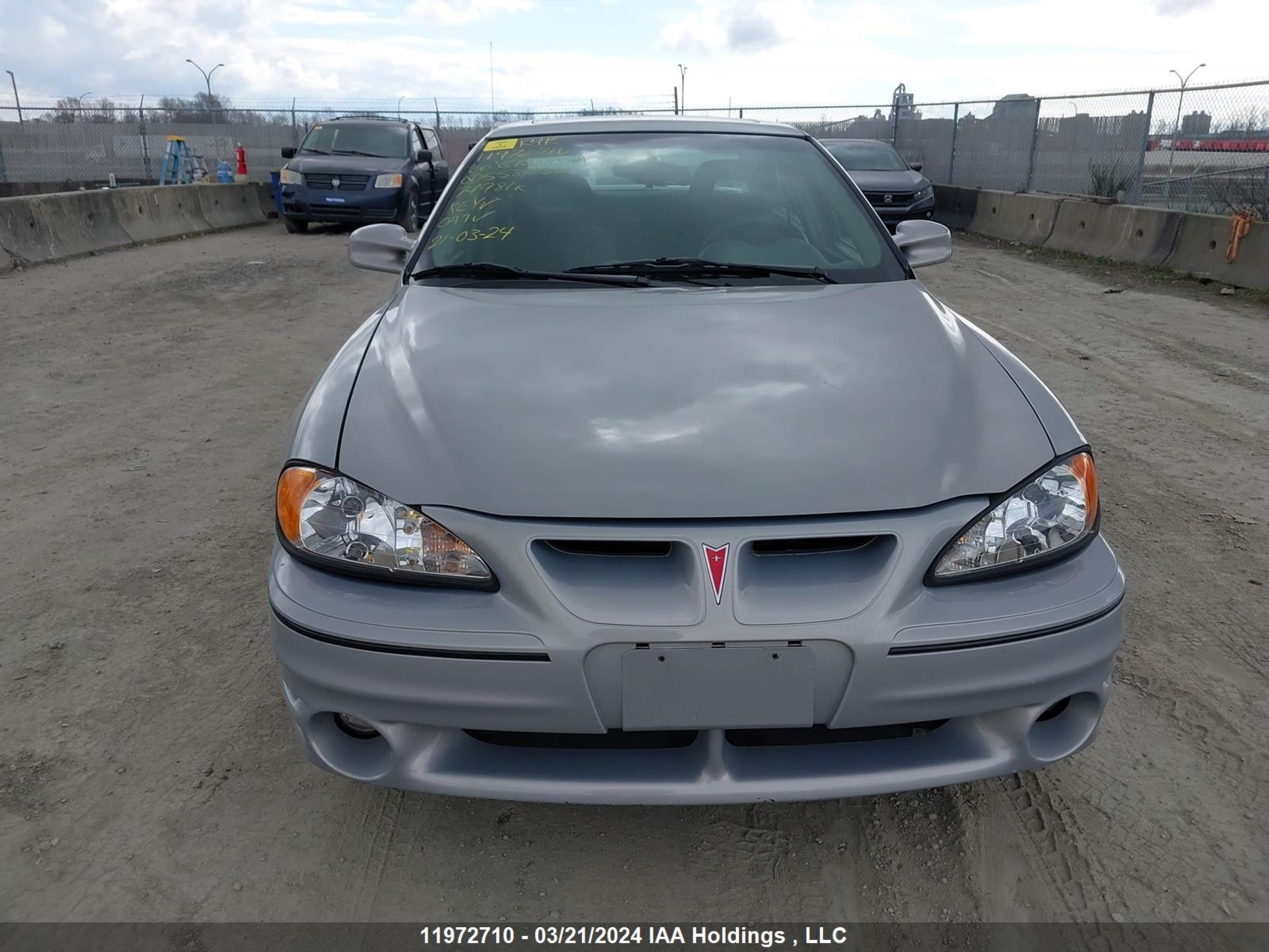 Photo 11 VIN: 1G2NW52E5YC558256 - PONTIAC GRAND AM 