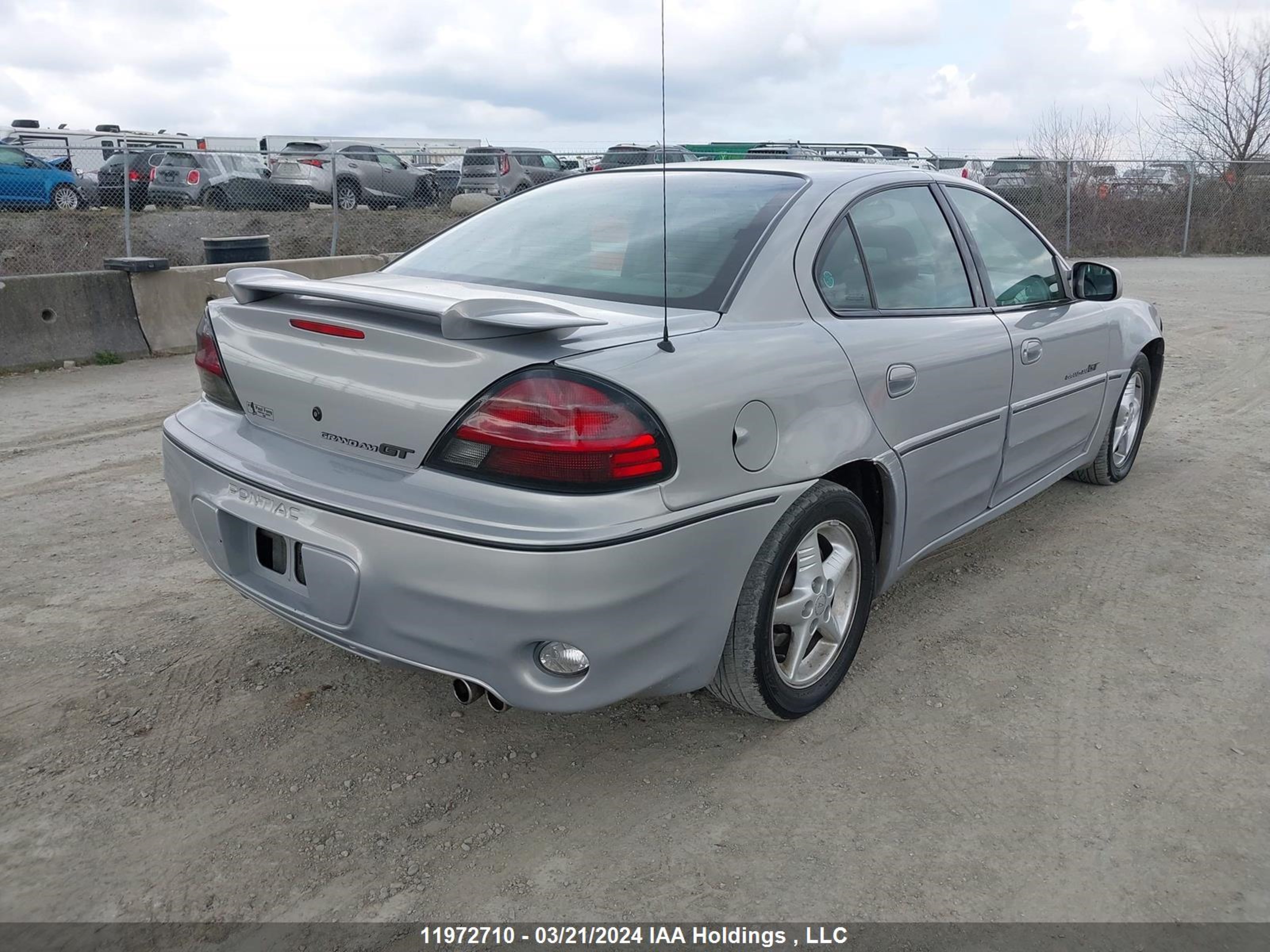 Photo 3 VIN: 1G2NW52E5YC558256 - PONTIAC GRAND AM 