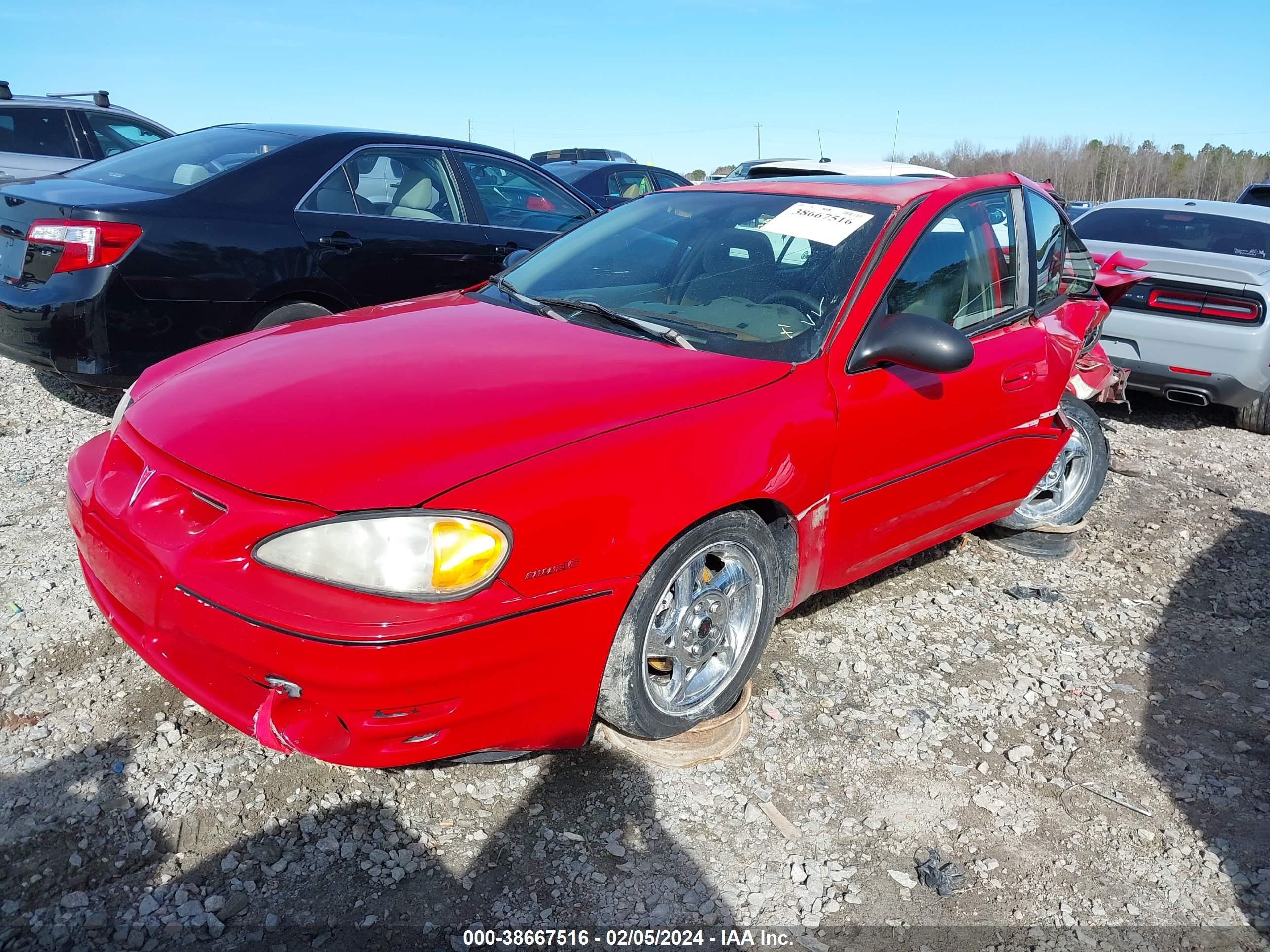 Photo 1 VIN: 1G2NW52E83C102616 - PONTIAC GRAND AM 