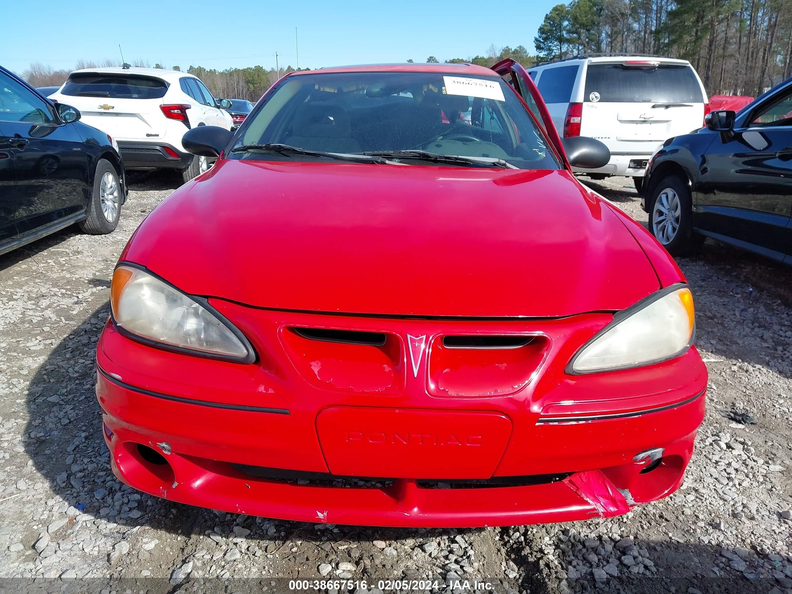 Photo 12 VIN: 1G2NW52E83C102616 - PONTIAC GRAND AM 