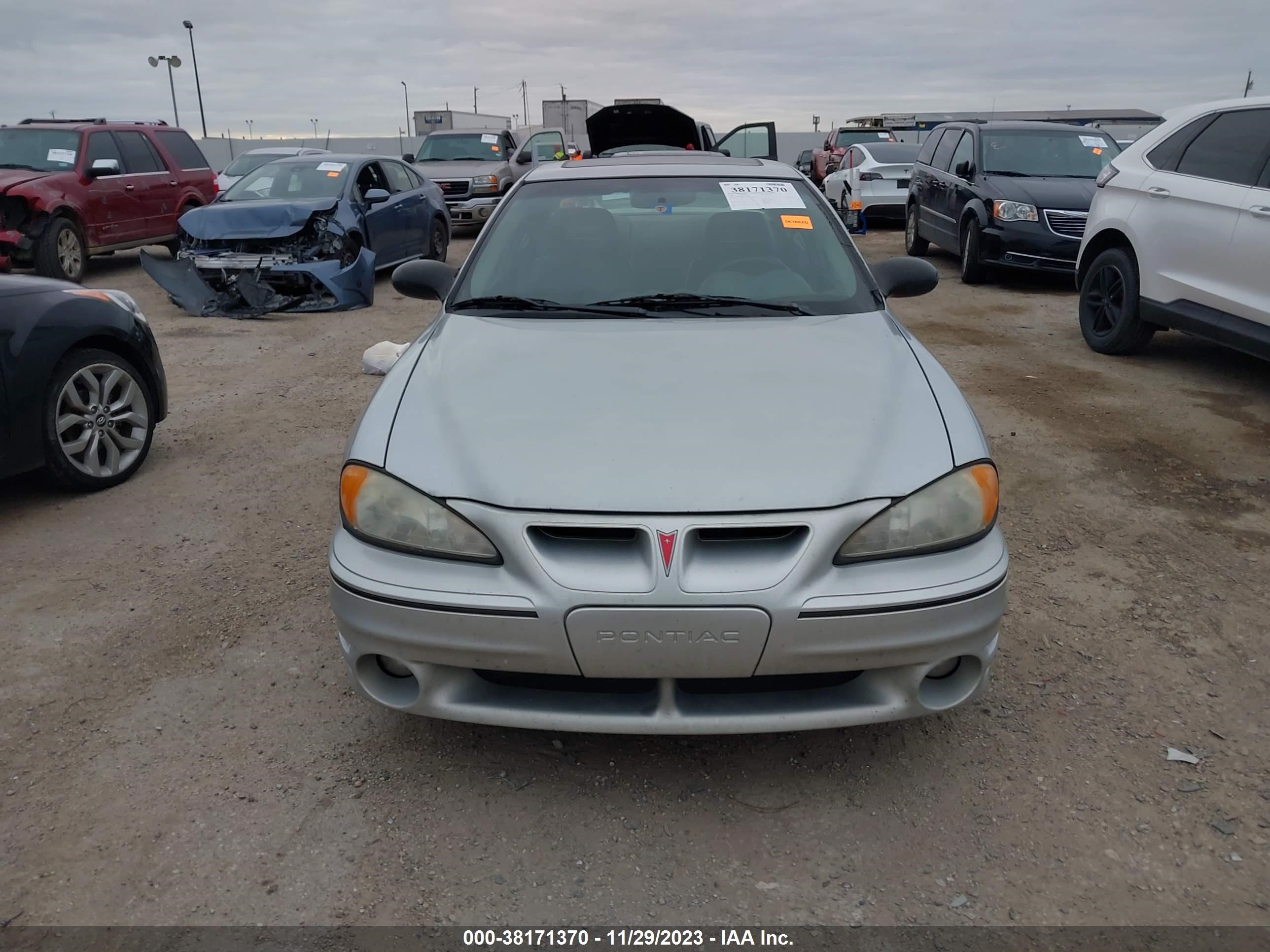 Photo 5 VIN: 1G2NW52E84C111902 - PONTIAC GRAND AM 