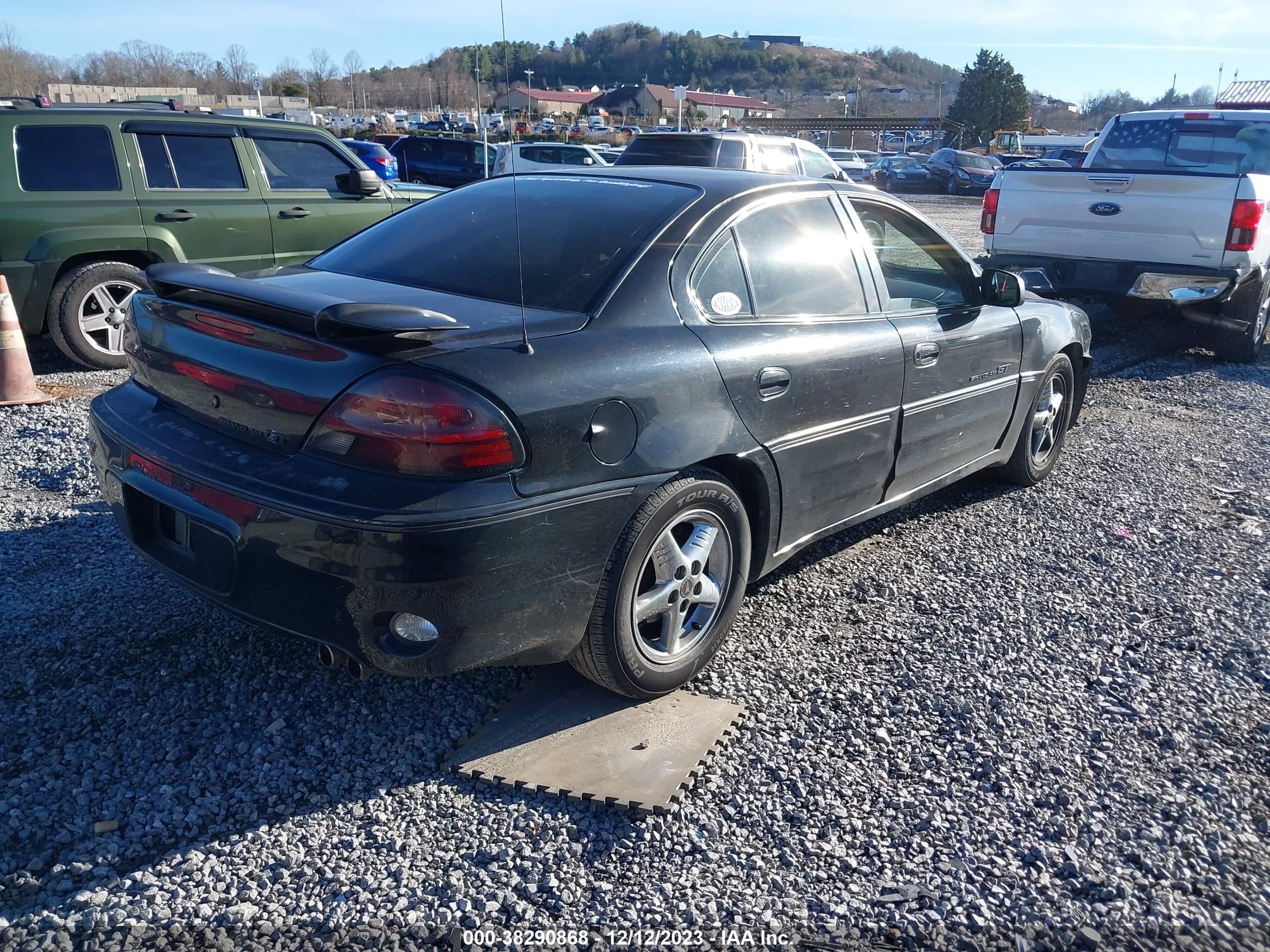 Photo 3 VIN: 1G2NW52E8YM742245 - PONTIAC GRAND AM 