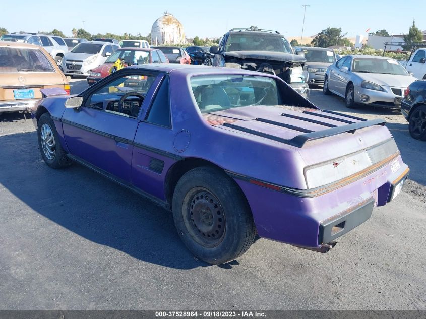 Photo 2 VIN: 1G2PM37R5GP209541 - PONTIAC FIERO 