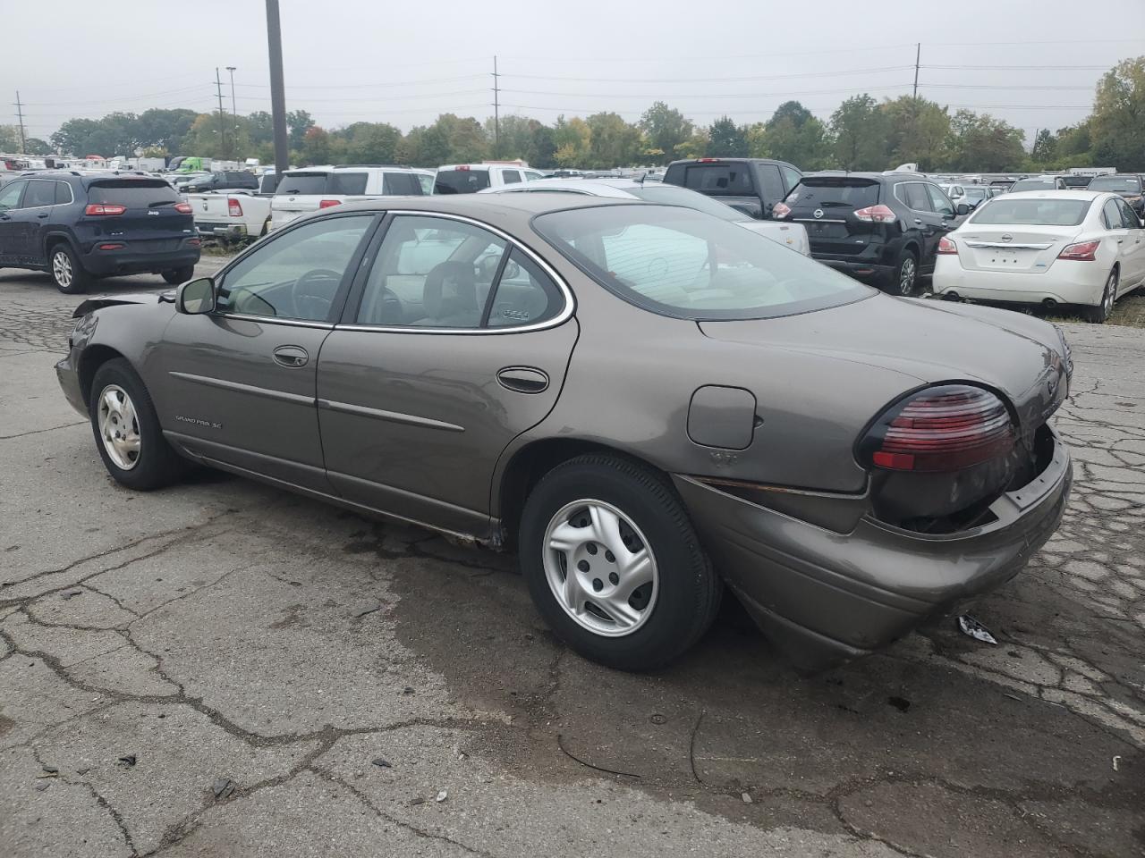 Photo 1 VIN: 1G2WJ52J8YF241778 - PONTIAC GRAND PRIX 