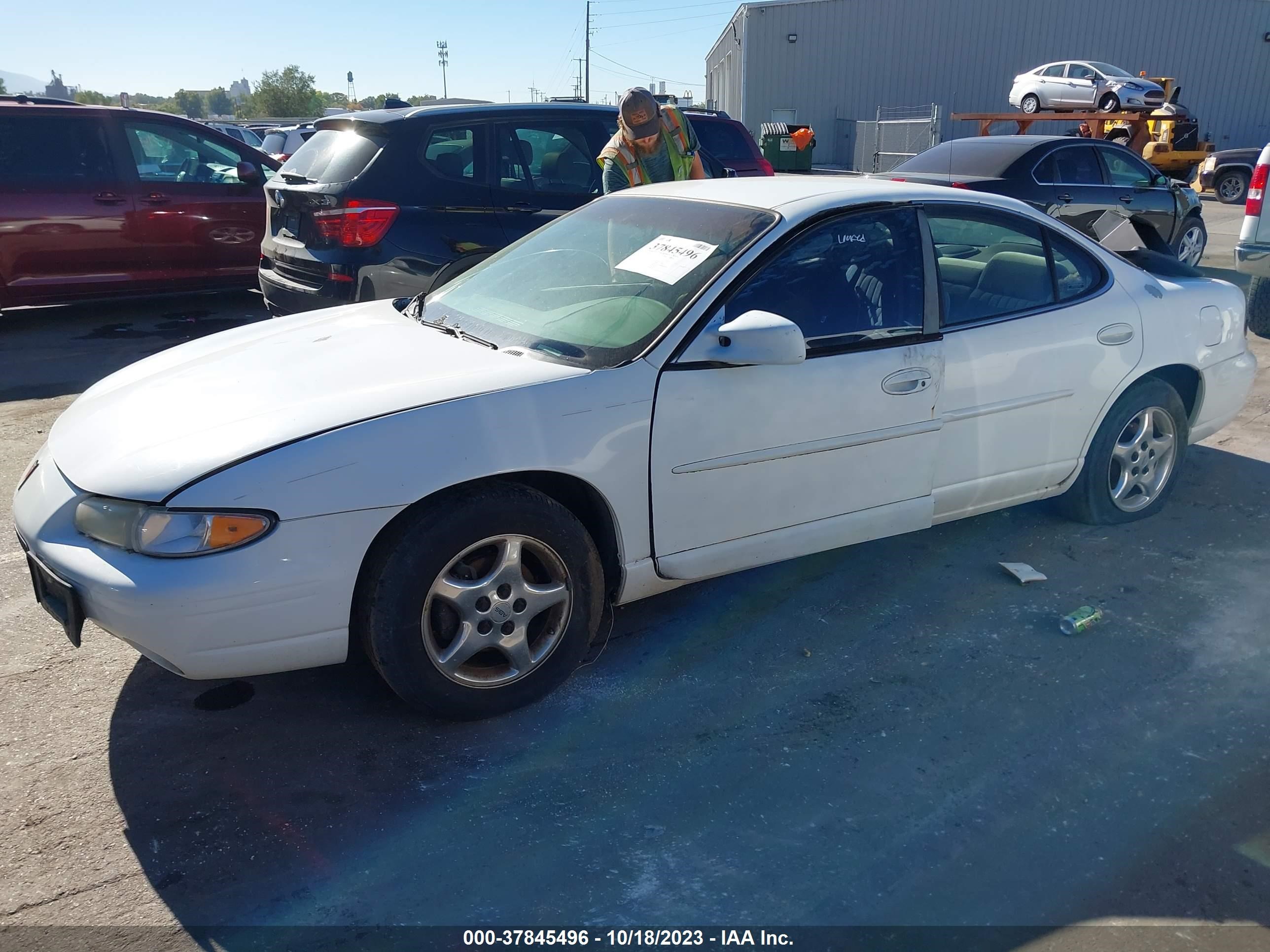 Photo 1 VIN: 1G2WJ52K8XF259589 - PONTIAC GRAND PRIX 