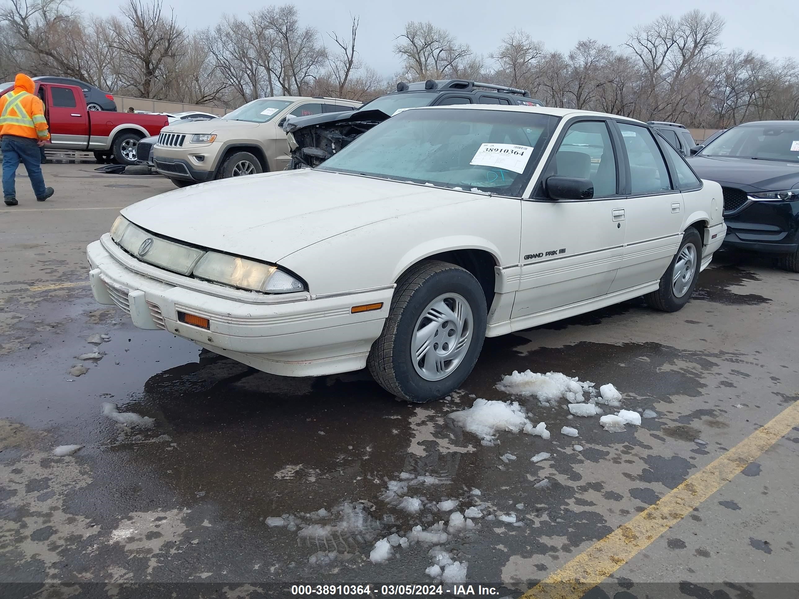 Photo 1 VIN: 1G2WJ52M8TF233800 - PONTIAC GRAND PRIX 