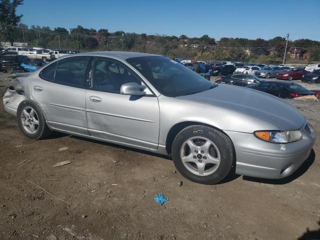 Photo 3 VIN: 1G2WK52J02F284449 - PONTIAC GRANDPRIX 