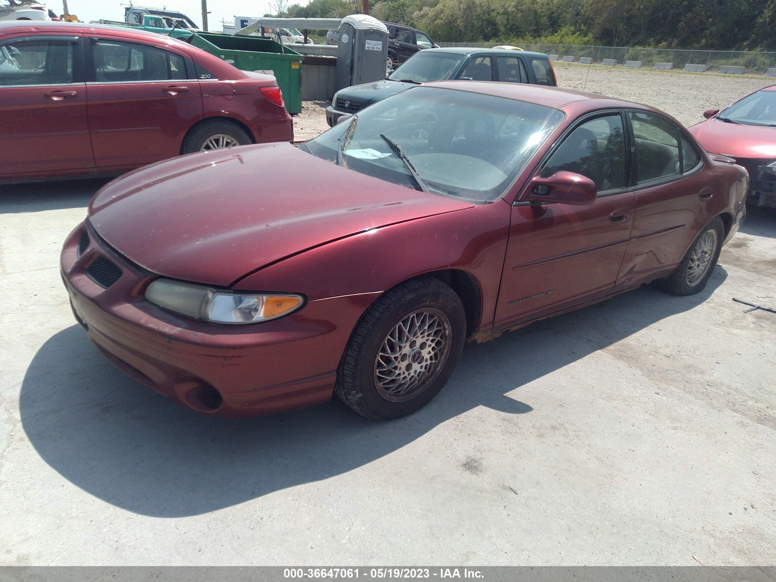 Photo 1 VIN: 1G2WK52J0YF346618 - PONTIAC GRAND PRIX 