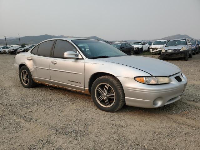 Photo 3 VIN: 1G2WK52J83F168210 - PONTIAC GRAND PRIX 