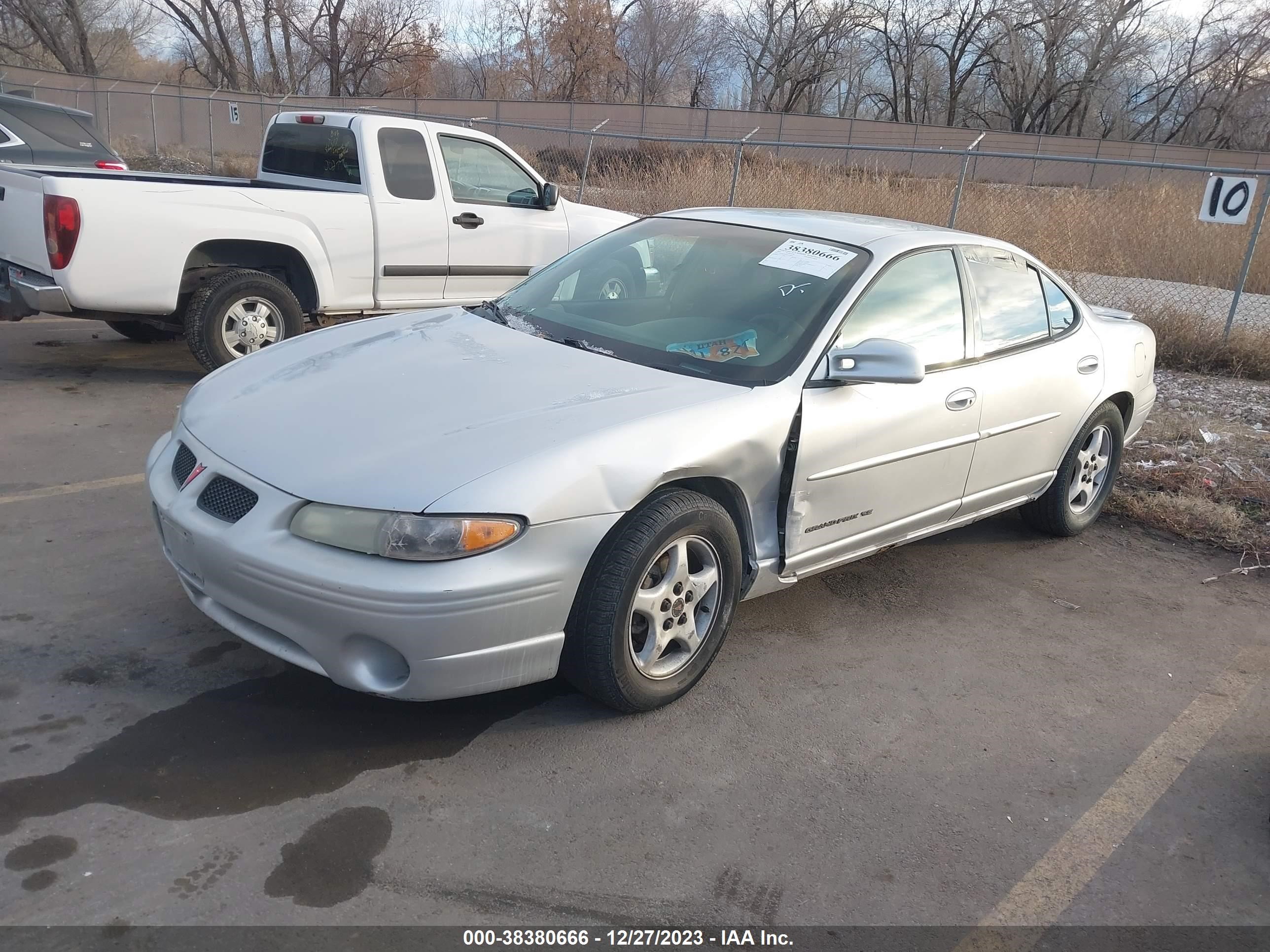 Photo 1 VIN: 1G2WK52J92F102005 - PONTIAC GRAND PRIX 