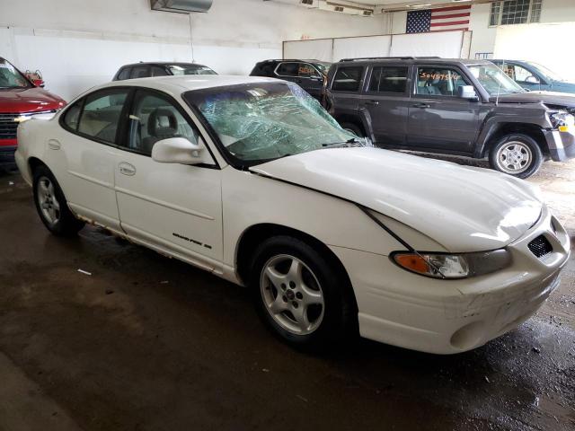 Photo 3 VIN: 1G2WK52JX2F157210 - PONTIAC GRANDPRIX 