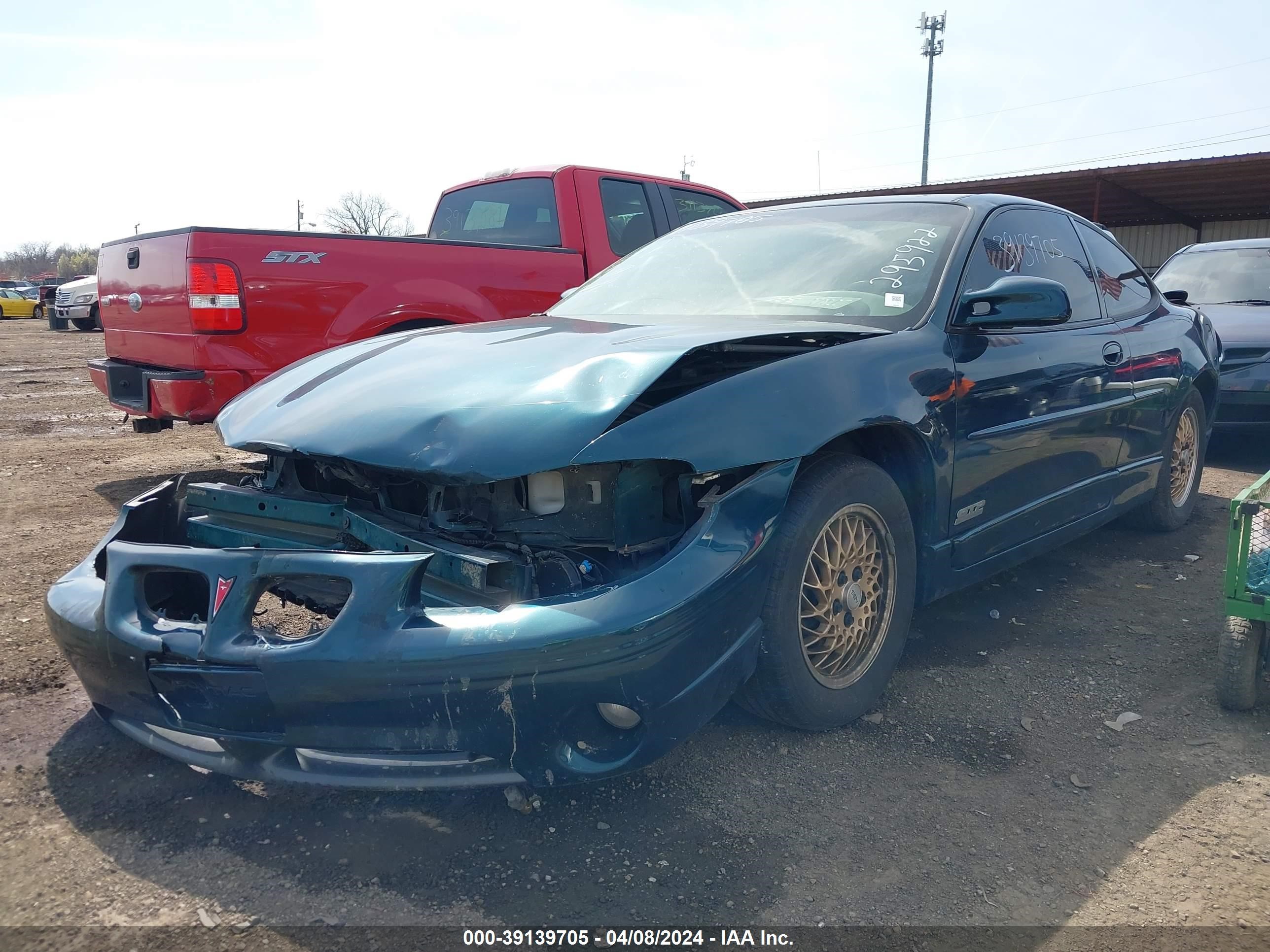 Photo 1 VIN: 1G2WP1212VF295922 - PONTIAC GRAND PRIX 