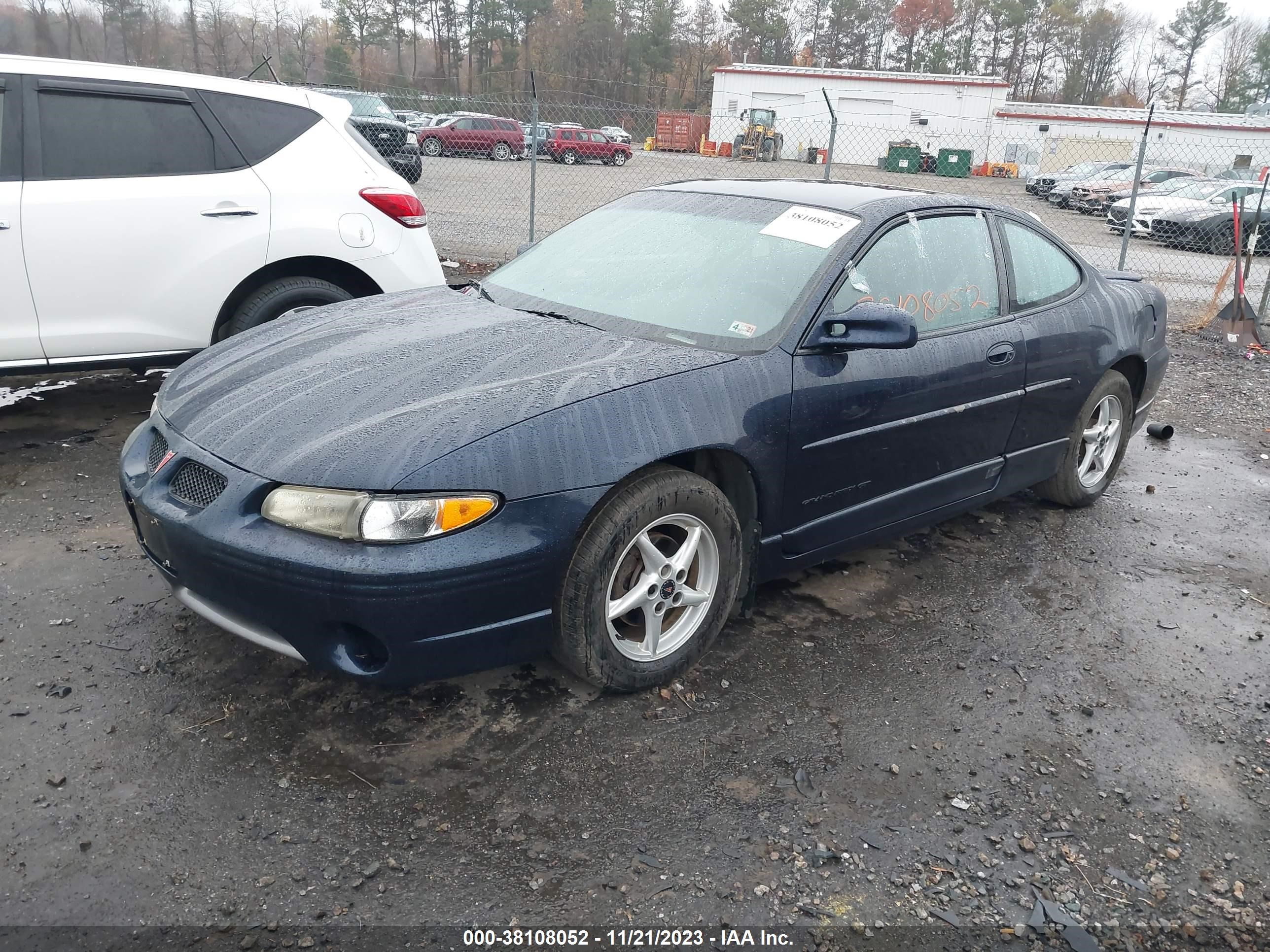 Photo 1 VIN: 1G2WP12K71F167968 - PONTIAC GRAND PRIX 