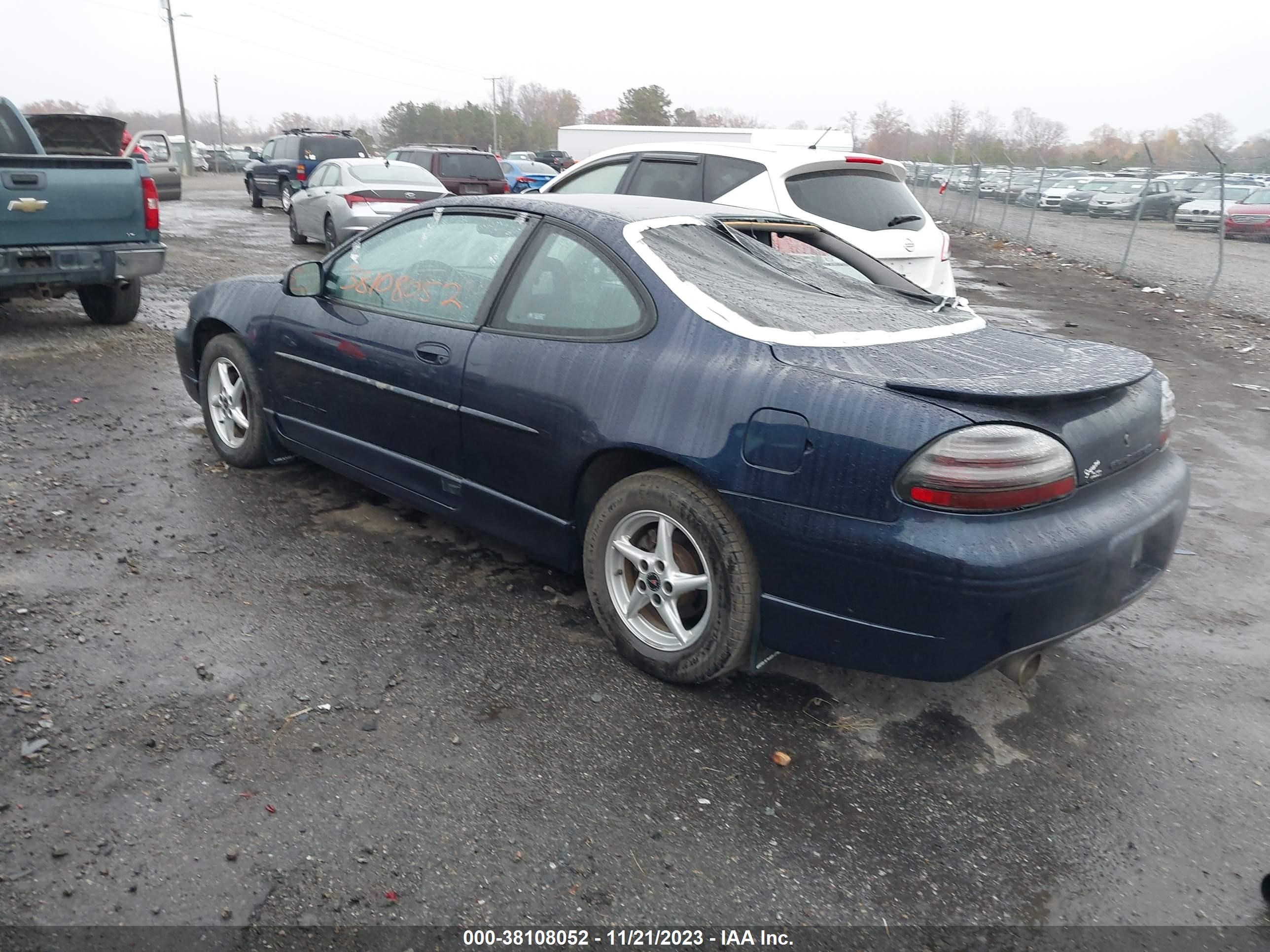 Photo 2 VIN: 1G2WP12K71F167968 - PONTIAC GRAND PRIX 