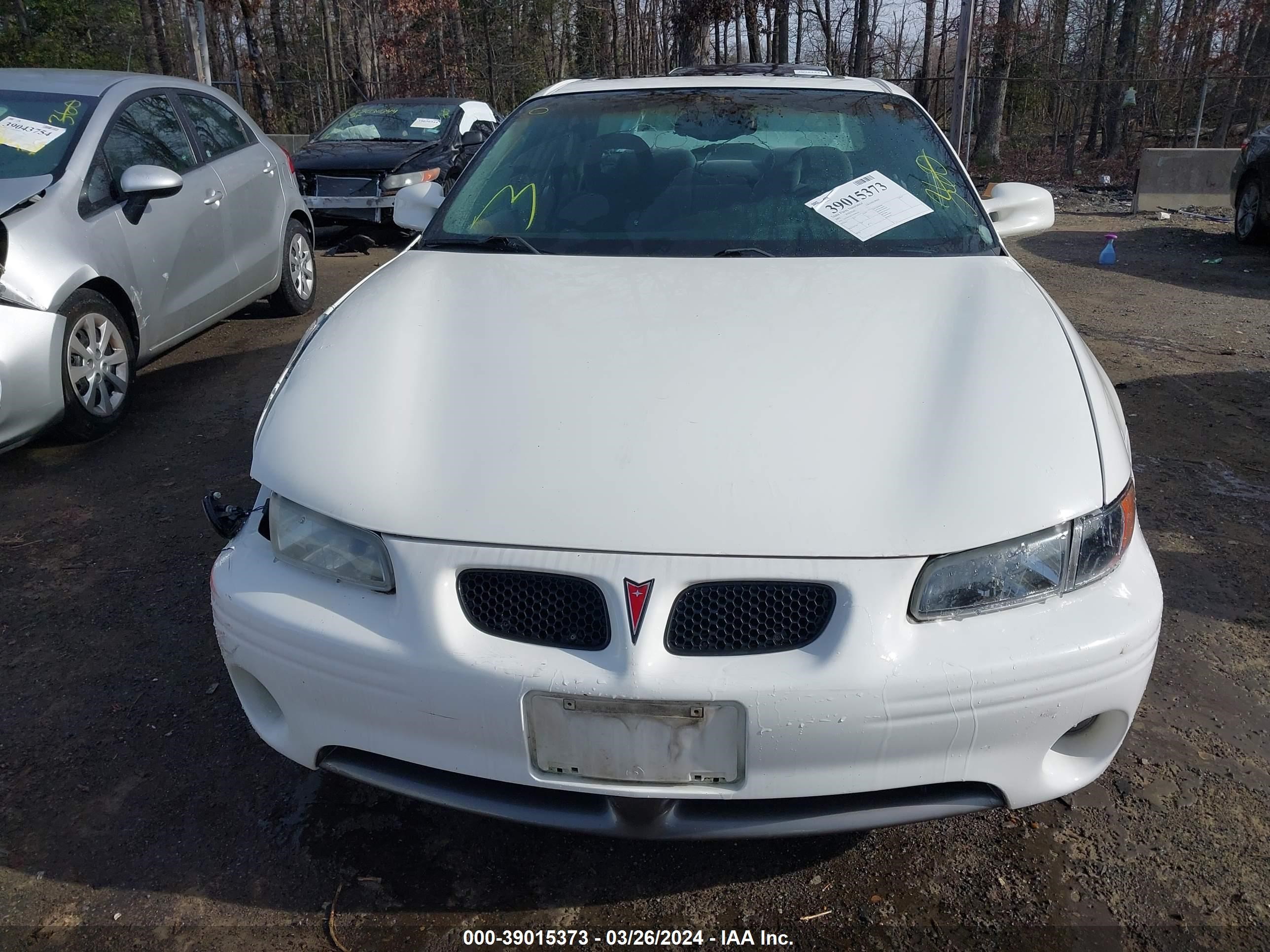 Photo 11 VIN: 1G2WP52K12F190610 - PONTIAC GRAND PRIX 