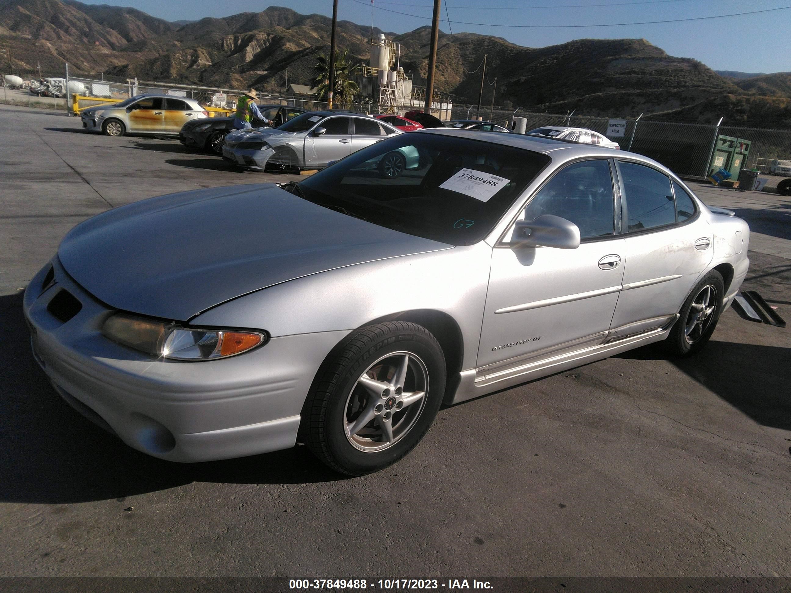 Photo 1 VIN: 1G2WP52K51F262651 - PONTIAC GRAND PRIX 