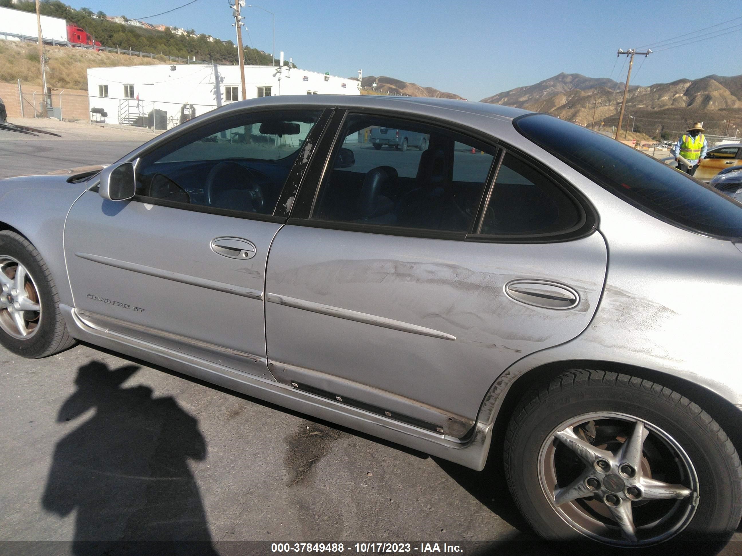 Photo 5 VIN: 1G2WP52K51F262651 - PONTIAC GRAND PRIX 