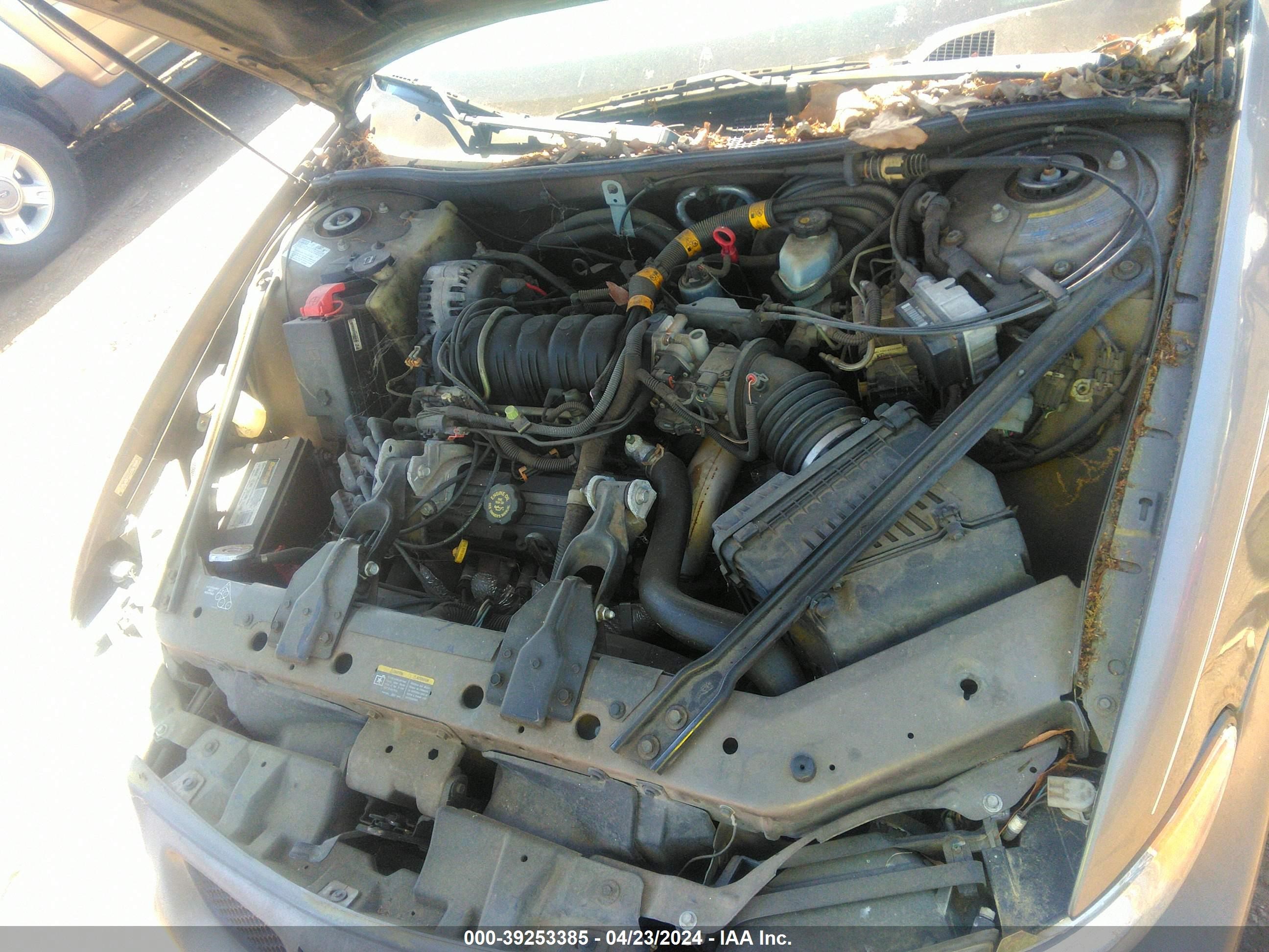 Photo 9 VIN: 1G2WP52K52F150742 - PONTIAC GRAND PRIX 