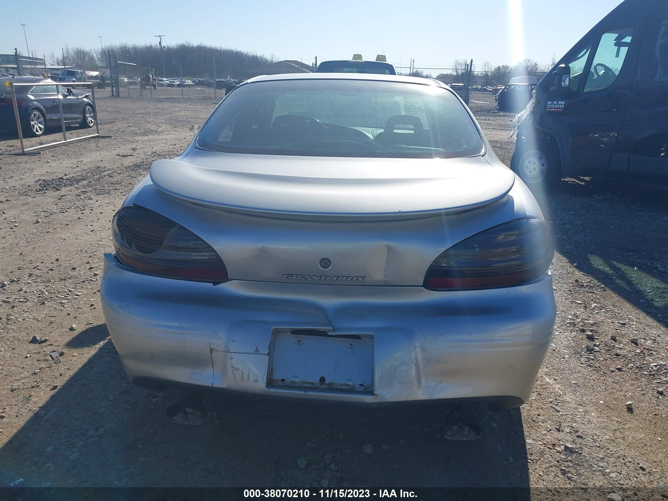 Photo 15 VIN: 1G2WP52K73F172842 - PONTIAC GRAND PRIX 