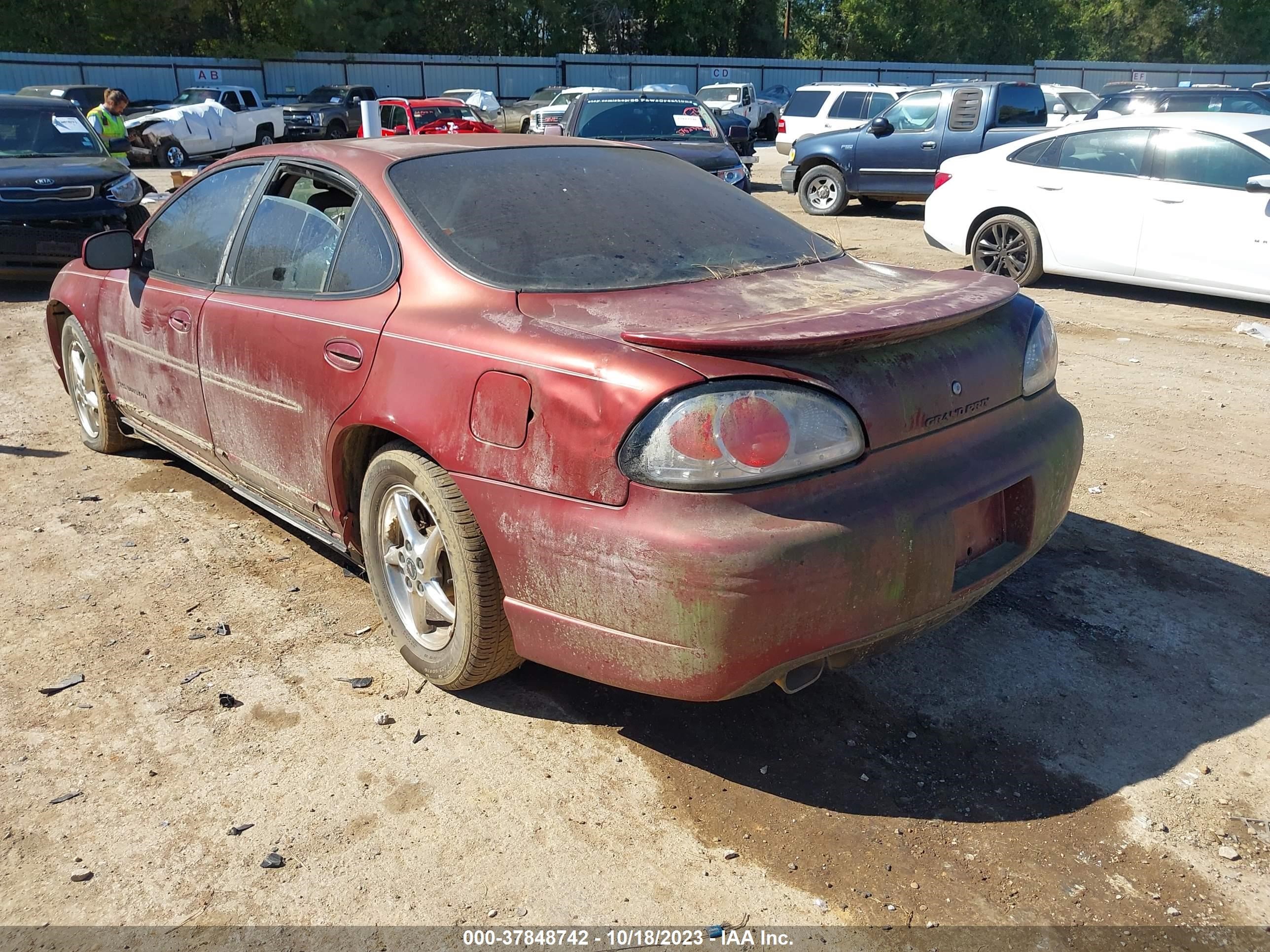 Photo 2 VIN: 1G2WP52K82F256229 - PONTIAC GRAND PRIX 