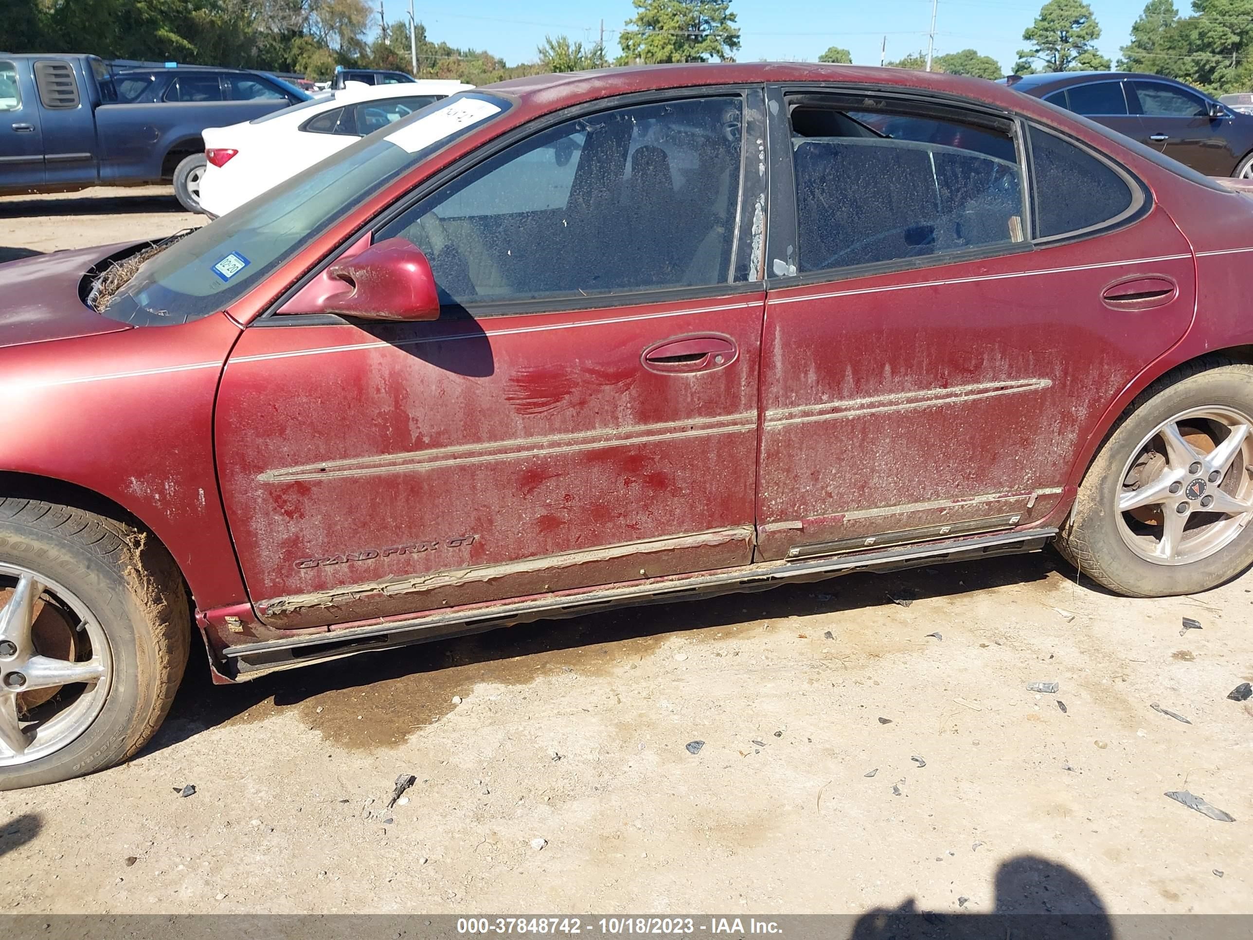 Photo 5 VIN: 1G2WP52K82F256229 - PONTIAC GRAND PRIX 