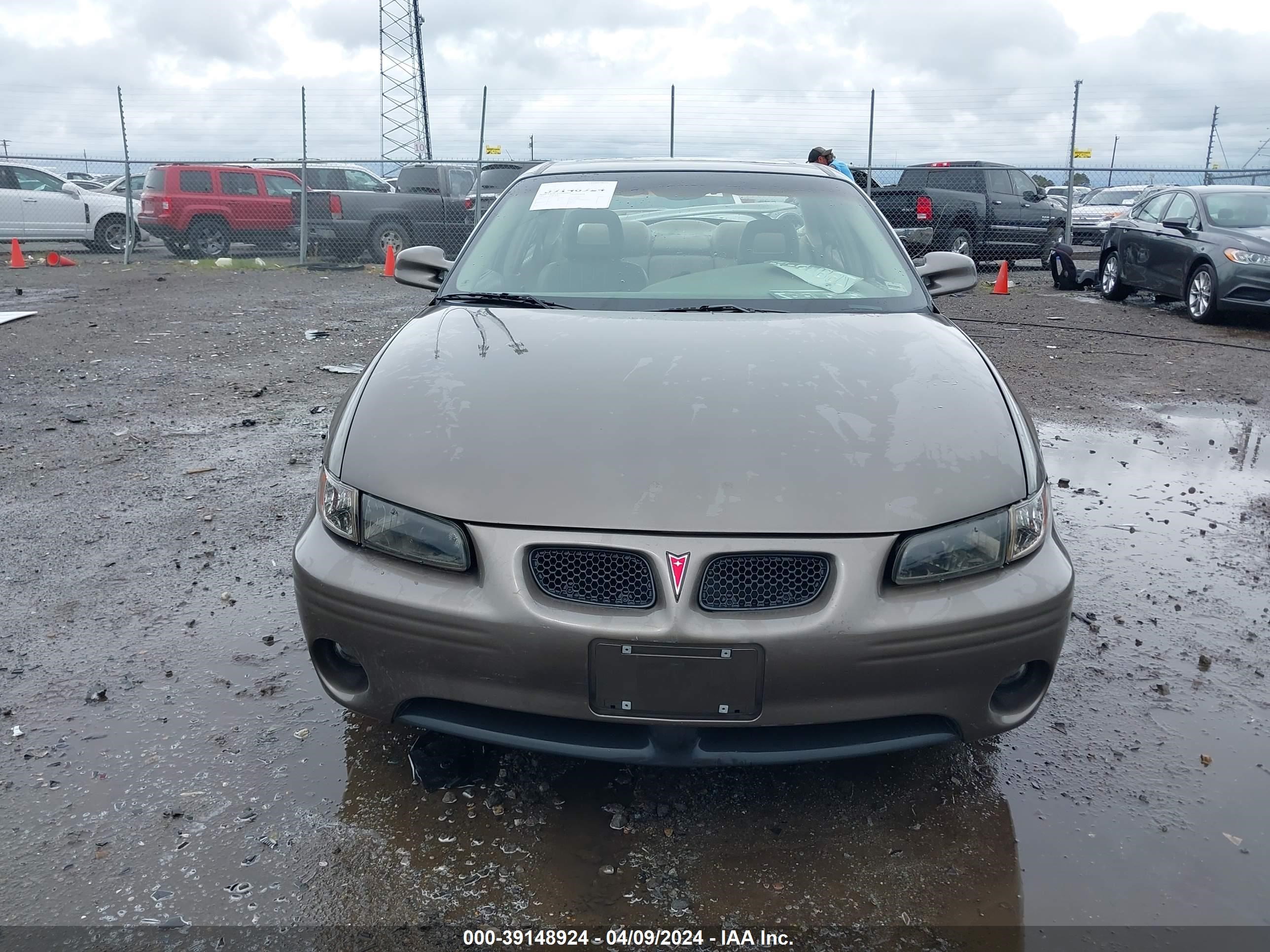 Photo 11 VIN: 1G2WP52K93F133556 - PONTIAC GRAND PRIX 