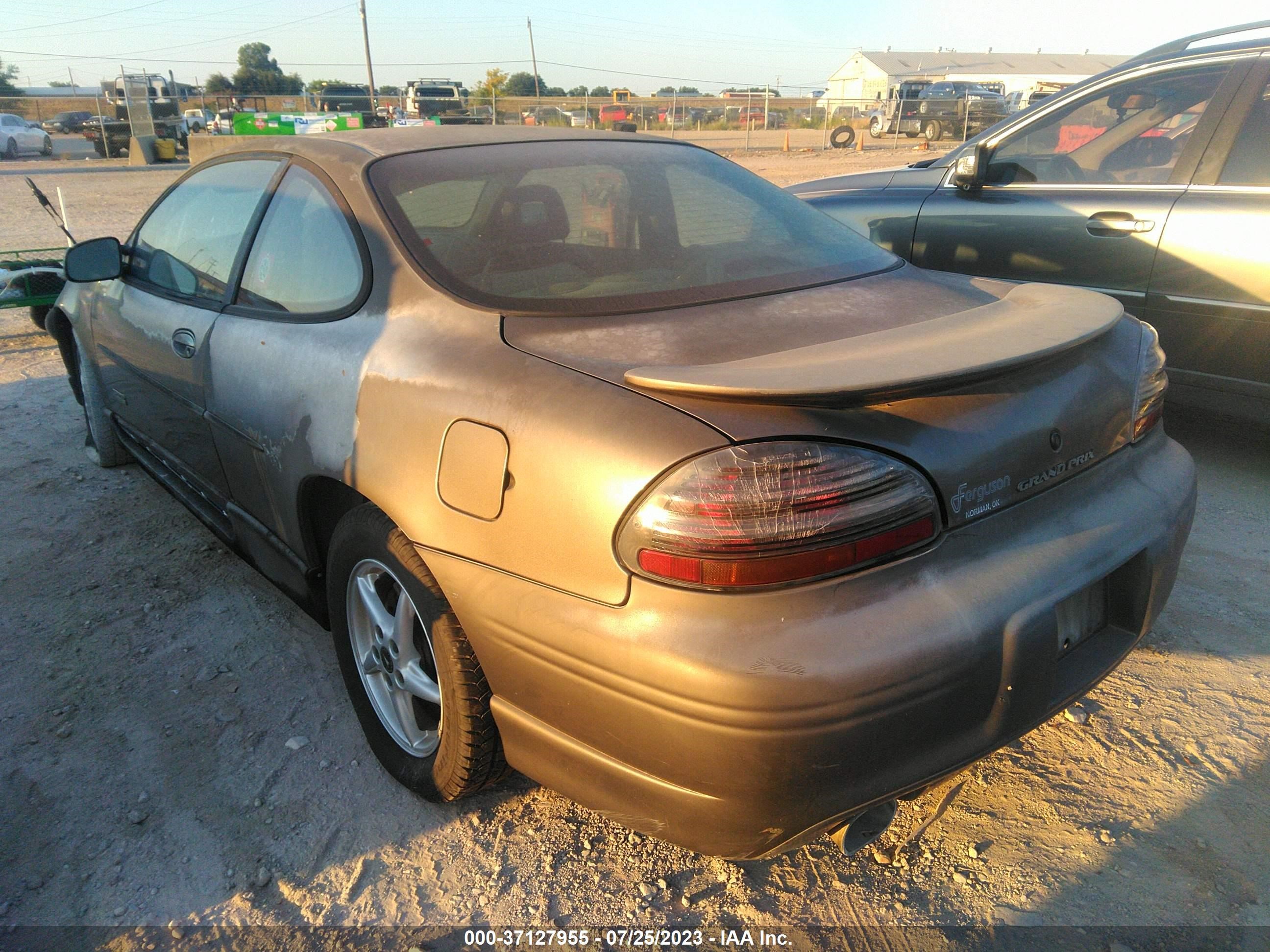 Photo 2 VIN: 1G2WR1212XF346879 - PONTIAC GRAND PRIX 