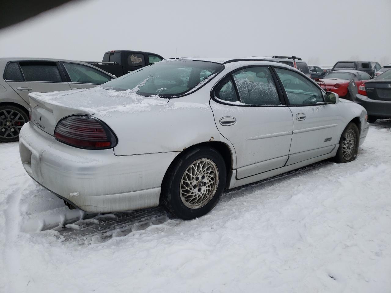 Photo 2 VIN: 1G2WR52111F160068 - PONTIAC GRAND PRIX 