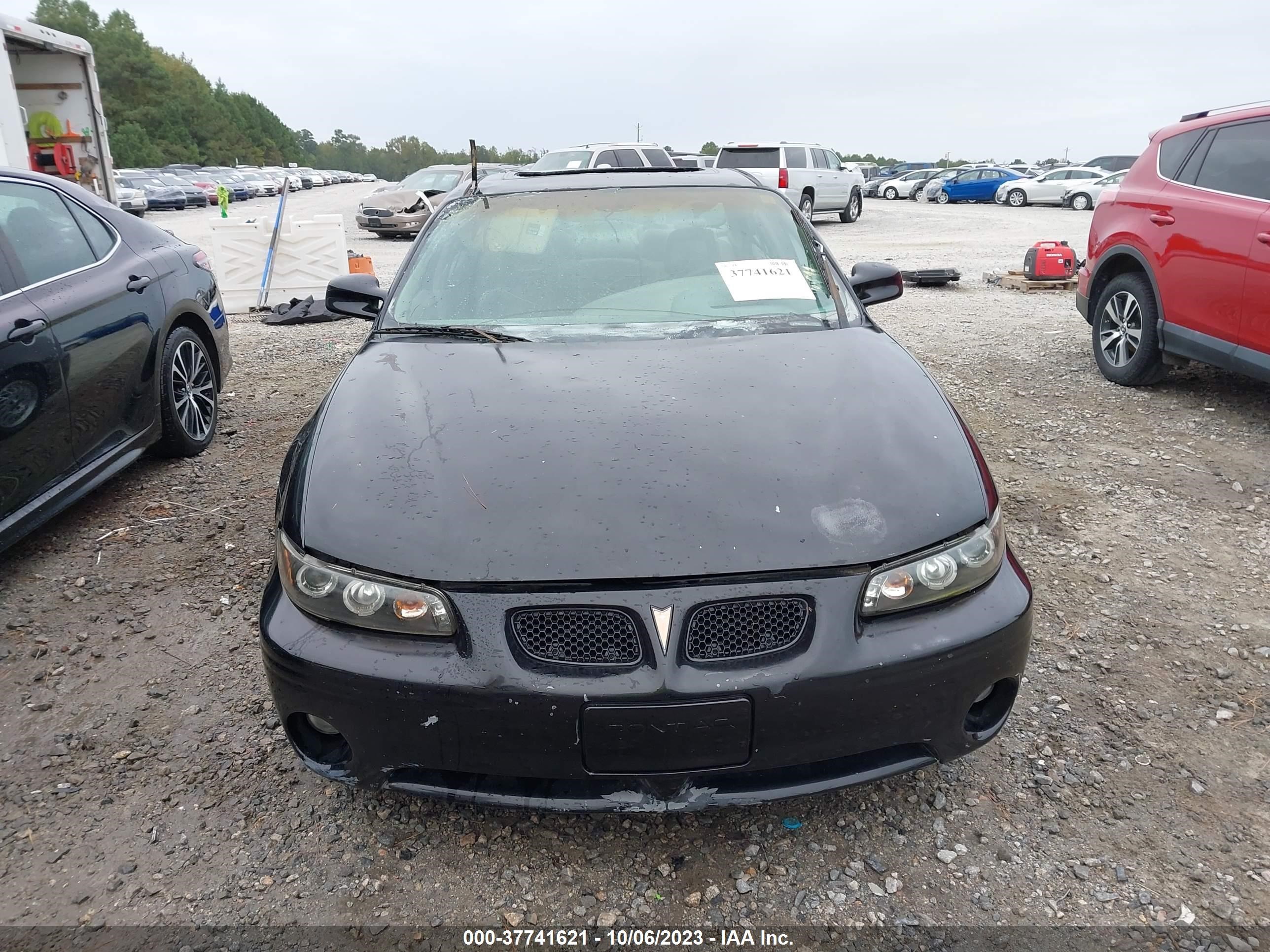 Photo 11 VIN: 1G2WR5211XF238082 - PONTIAC GRAND PRIX 