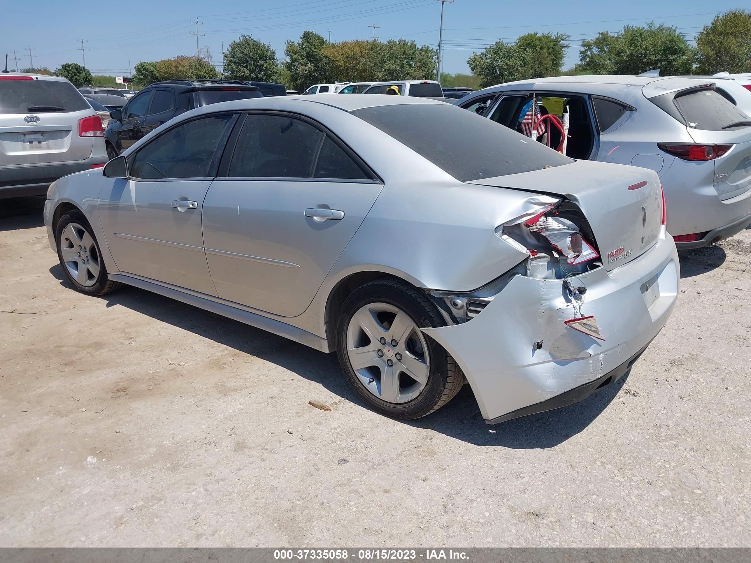 Photo 2 VIN: 1G2ZA5EB4A4147223 - PONTIAC G6 