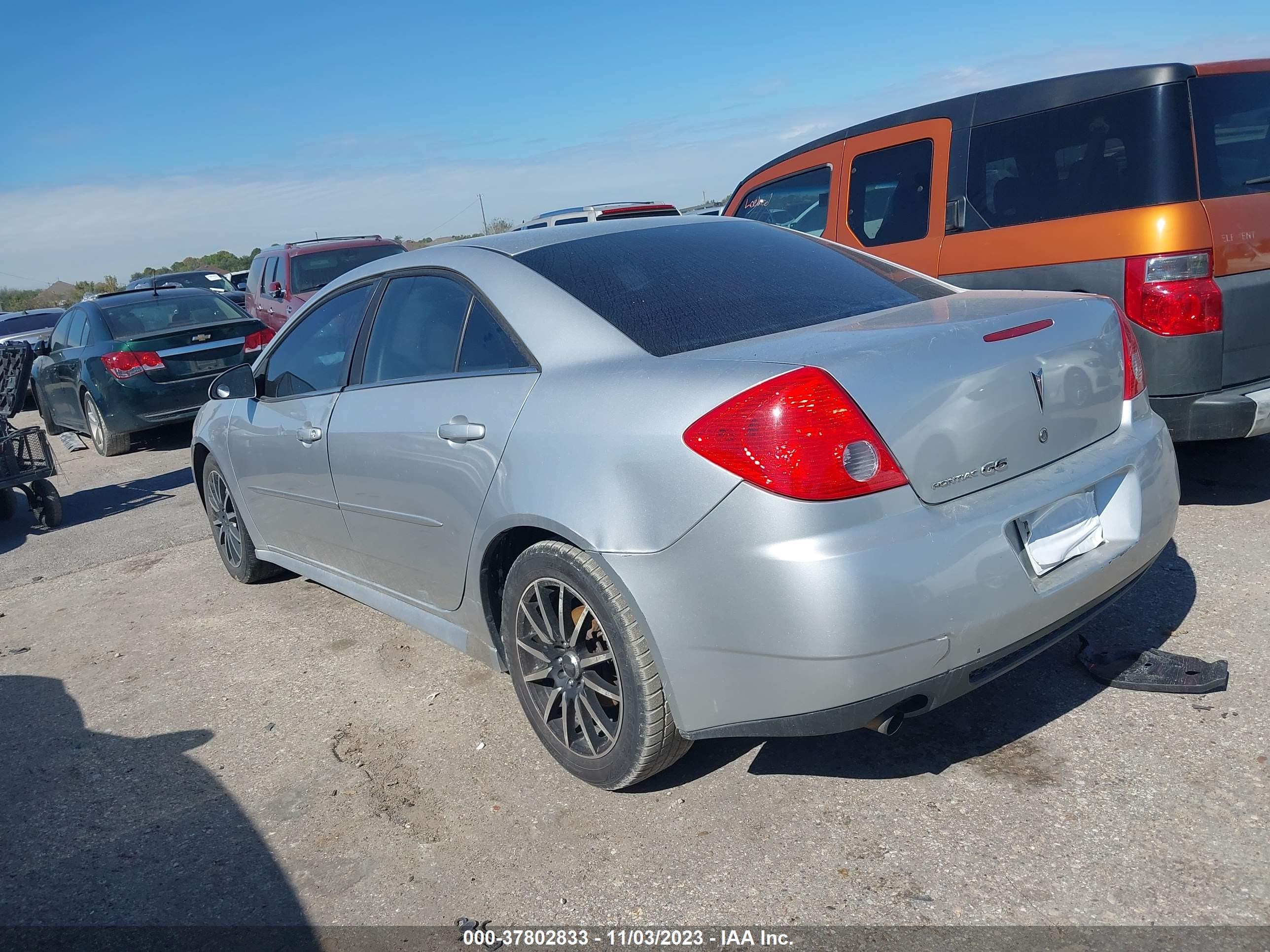 Photo 2 VIN: 1G2ZA5EB5A4165343 - PONTIAC G6 