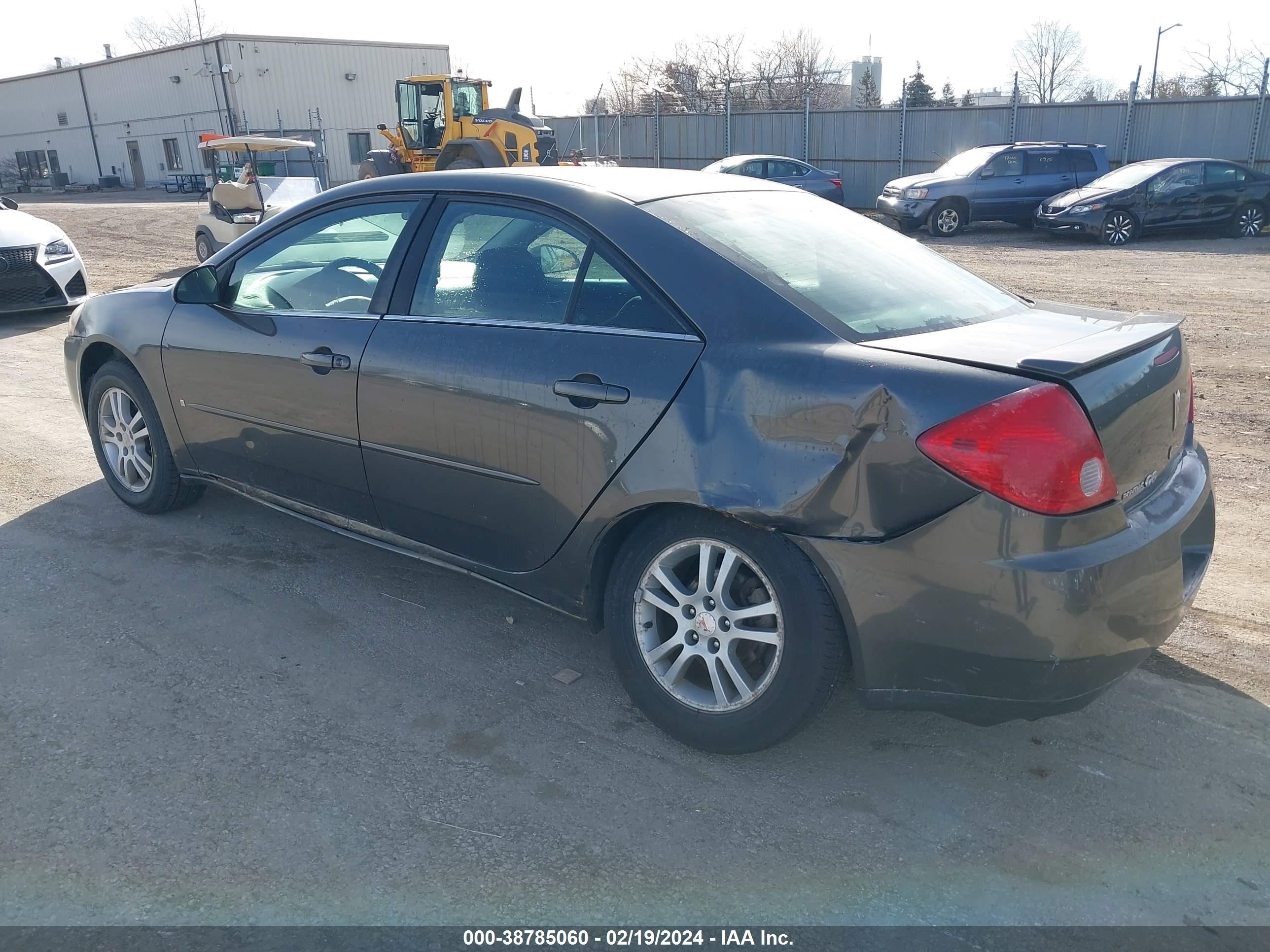 Photo 2 VIN: 1G2ZF55B064197674 - PONTIAC G6 