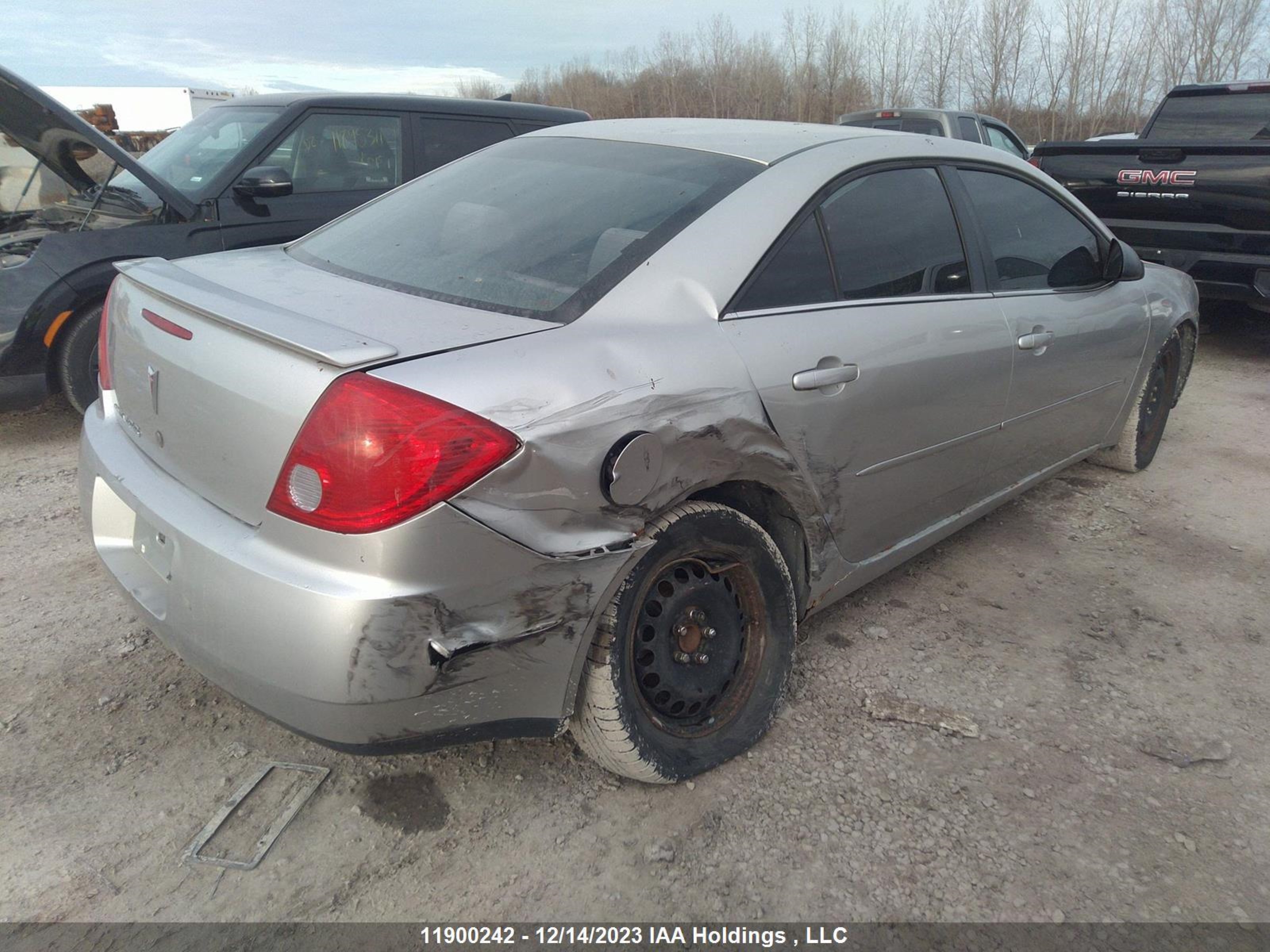 Photo 3 VIN: 1G2ZF55B364281987 - PONTIAC G6 