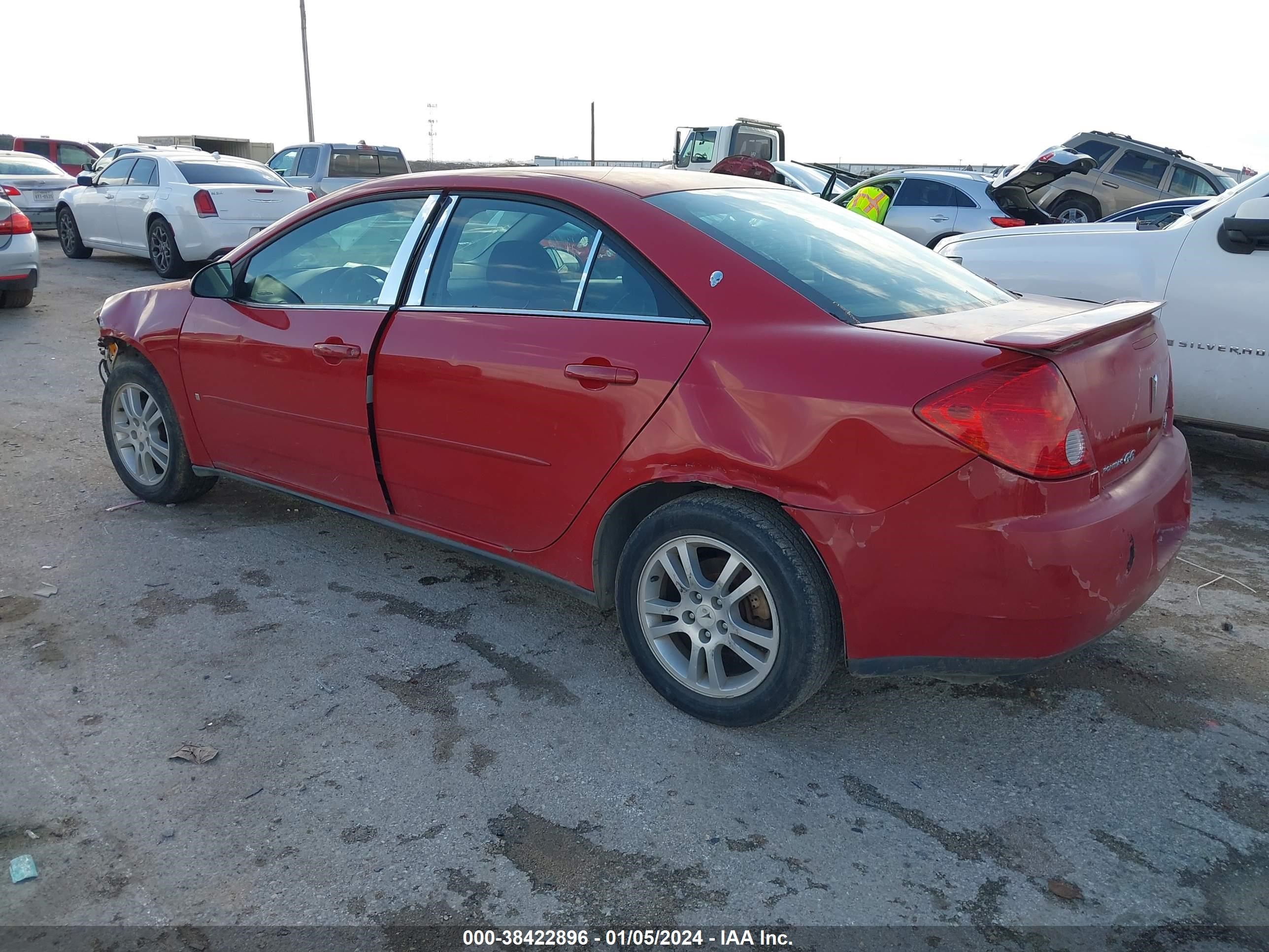 Photo 2 VIN: 1G2ZF55B464215822 - PONTIAC G6 