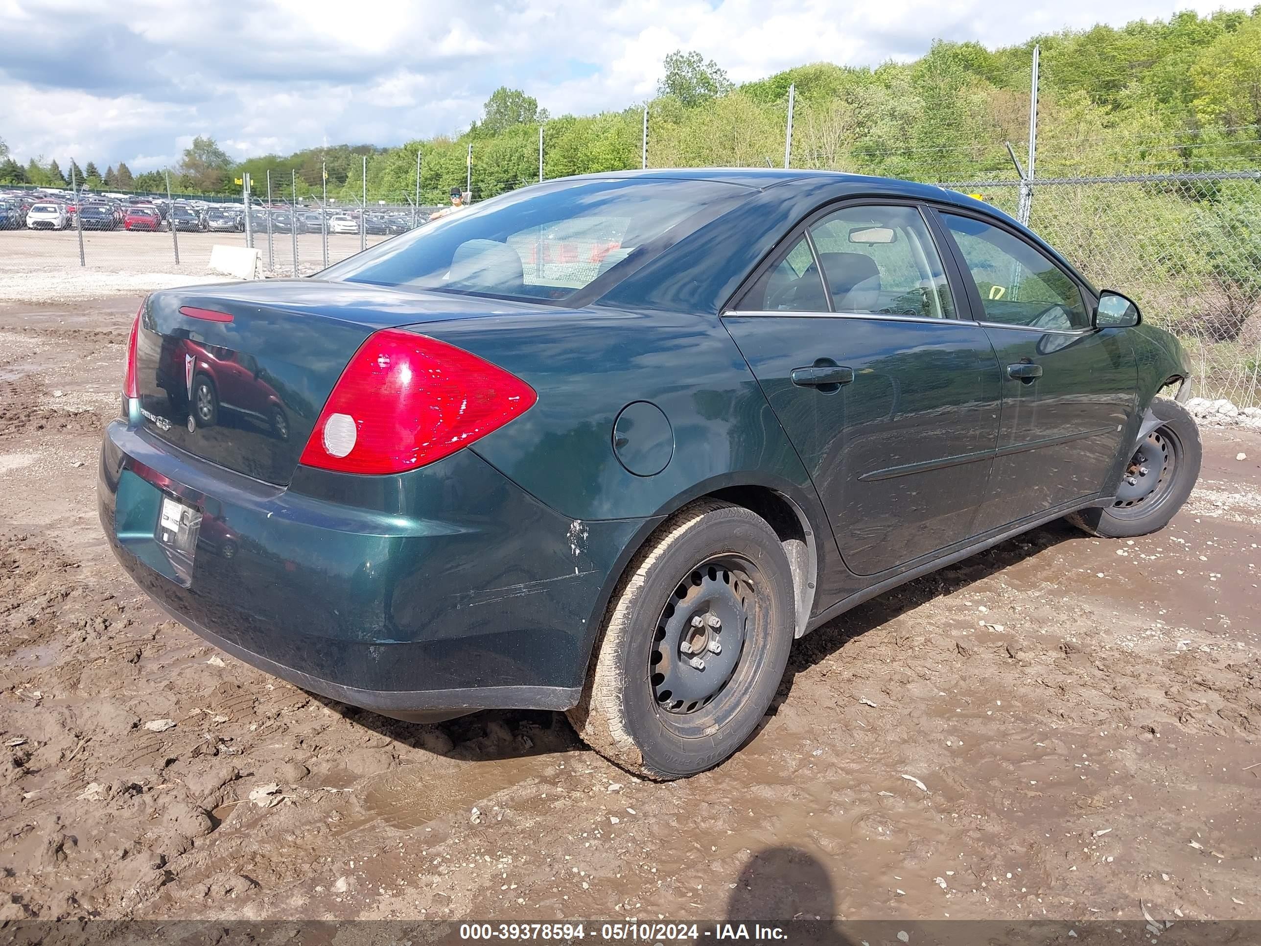 Photo 3 VIN: 1G2ZF55B564255049 - PONTIAC G6 