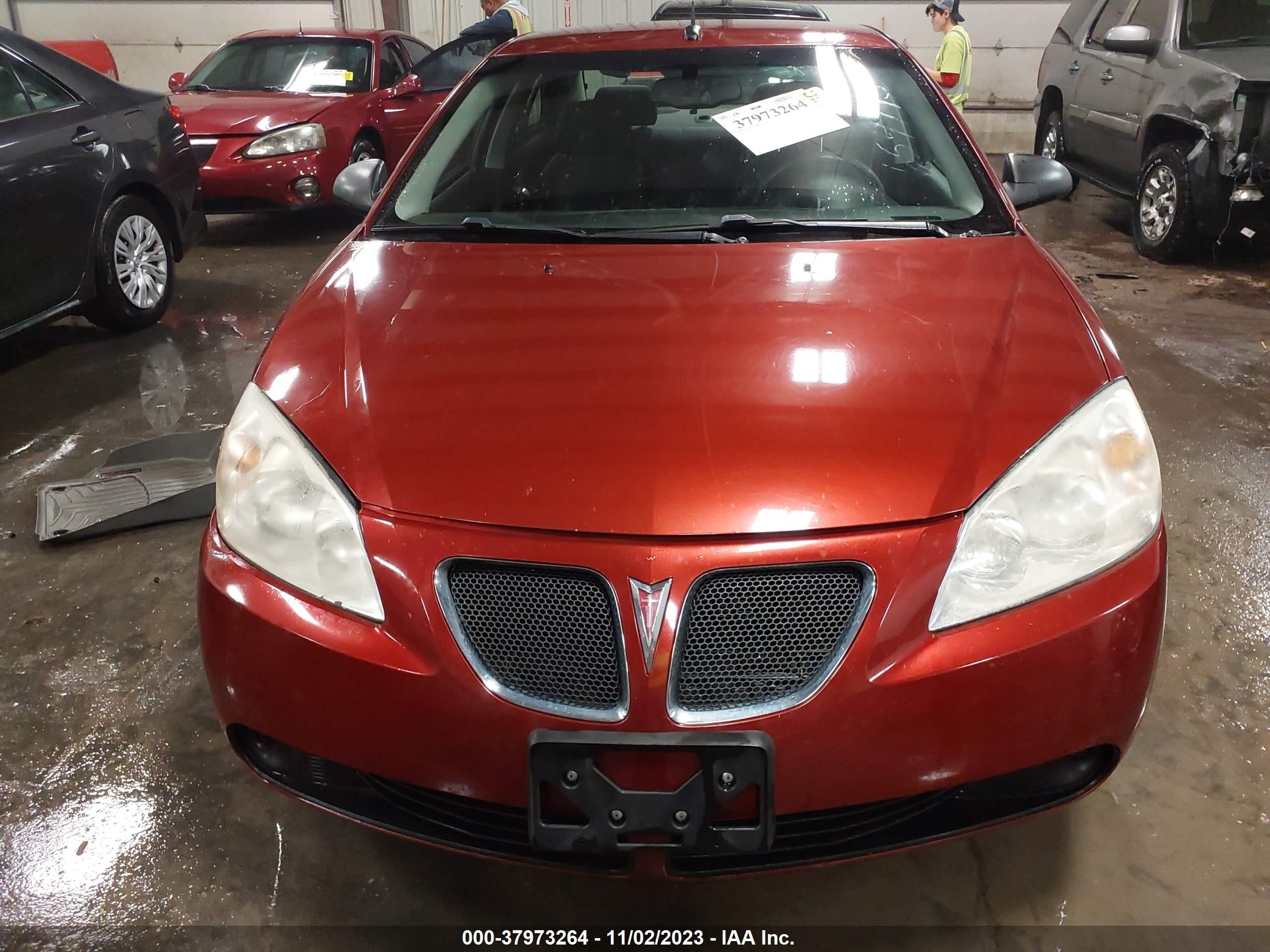 Photo 10 VIN: 1G2ZF57B084164562 - PONTIAC G6 