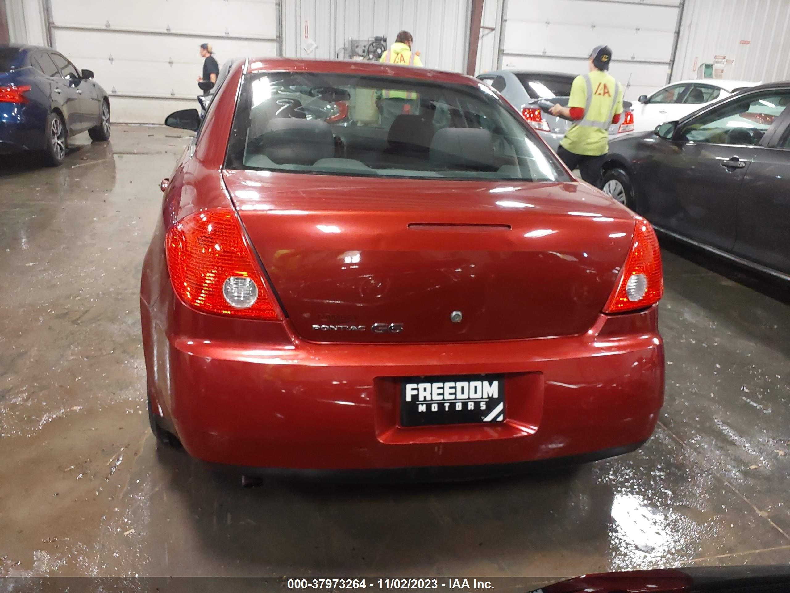 Photo 14 VIN: 1G2ZF57B084164562 - PONTIAC G6 