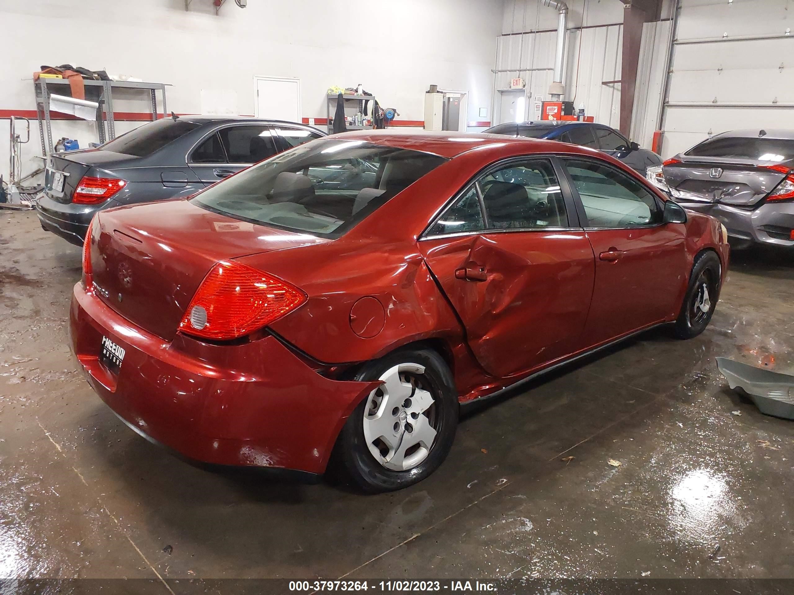 Photo 3 VIN: 1G2ZF57B084164562 - PONTIAC G6 