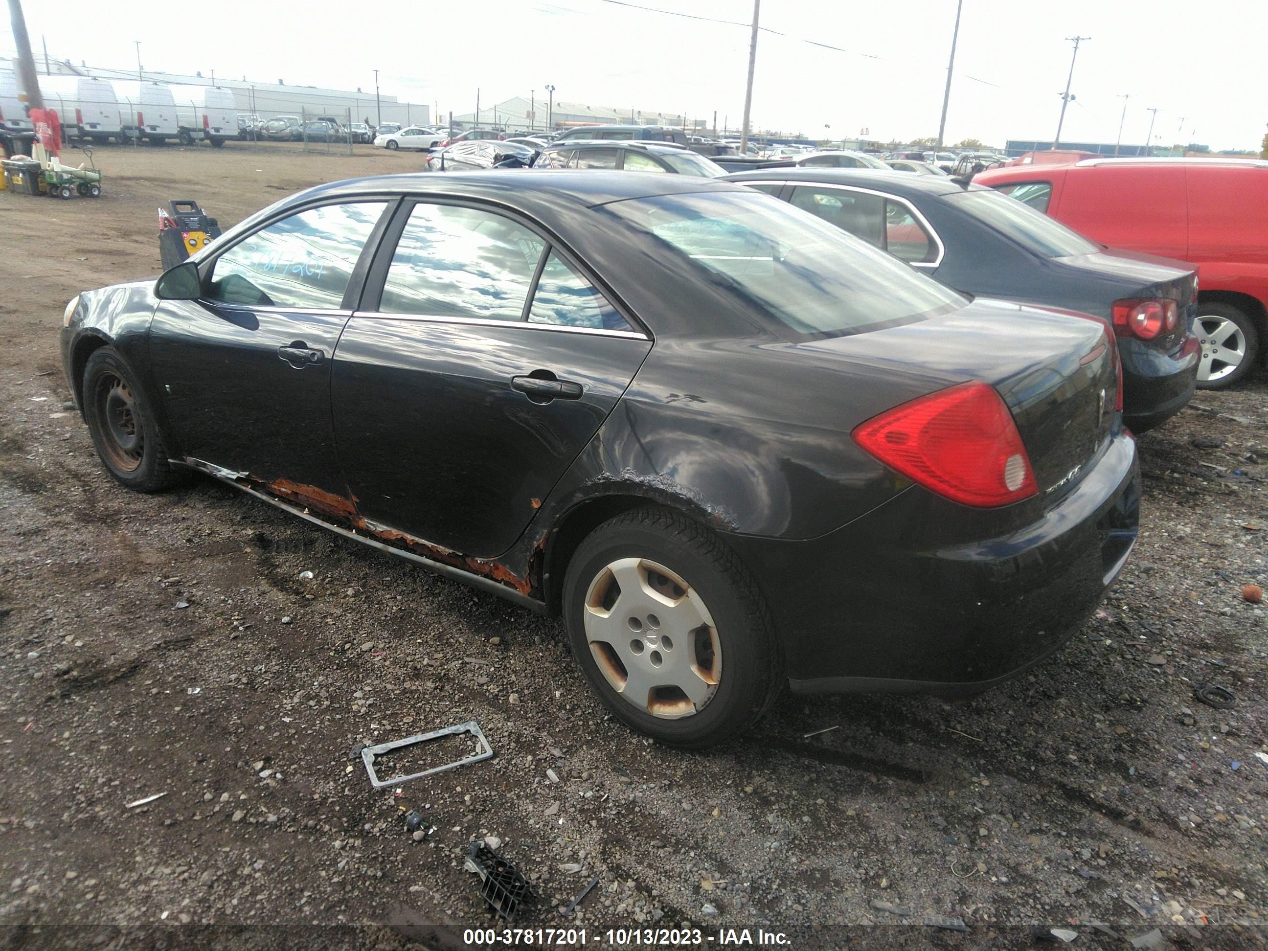 Photo 2 VIN: 1G2ZF57B084242094 - PONTIAC G6 