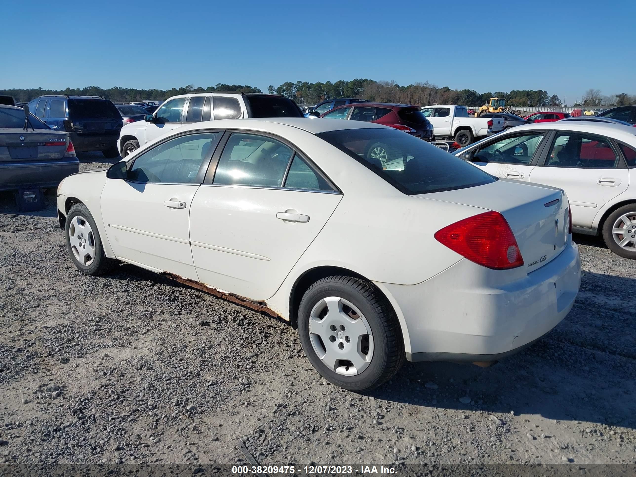 Photo 3 VIN: 1G2ZF57B084243343 - PONTIAC G6 