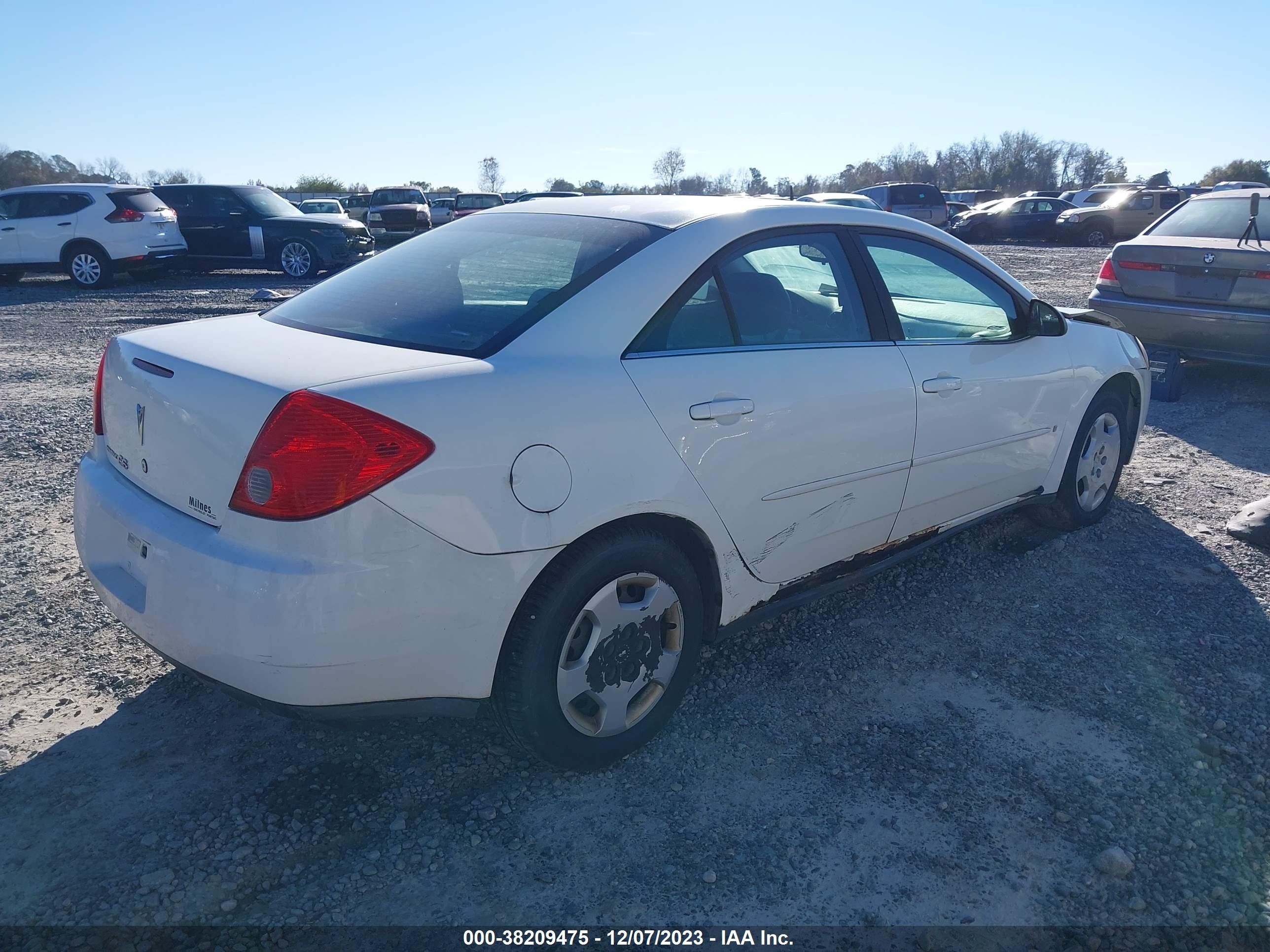 Photo 4 VIN: 1G2ZF57B084243343 - PONTIAC G6 