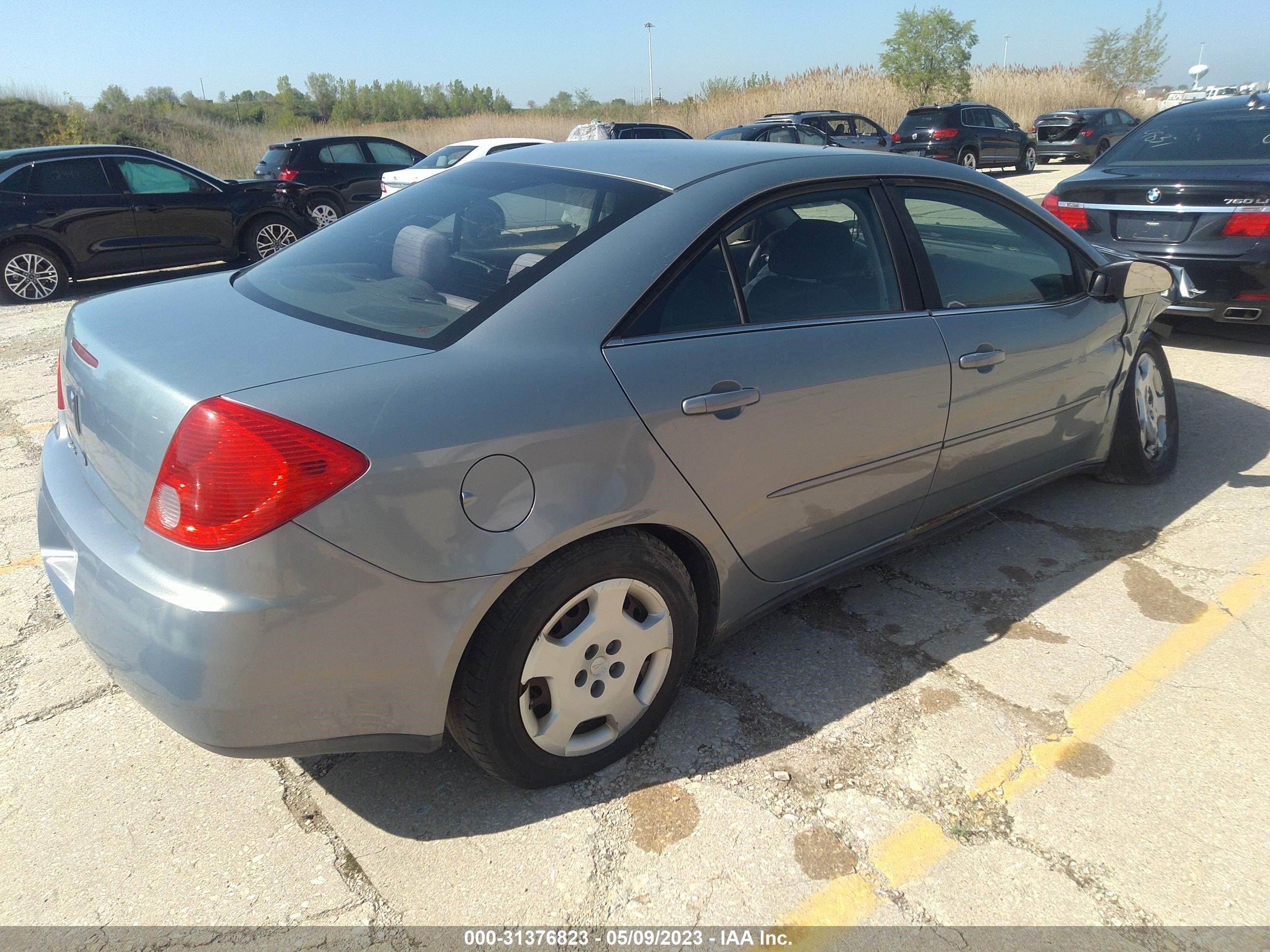 Photo 4 VIN: 1G2ZF57B584112960 - PONTIAC G6 