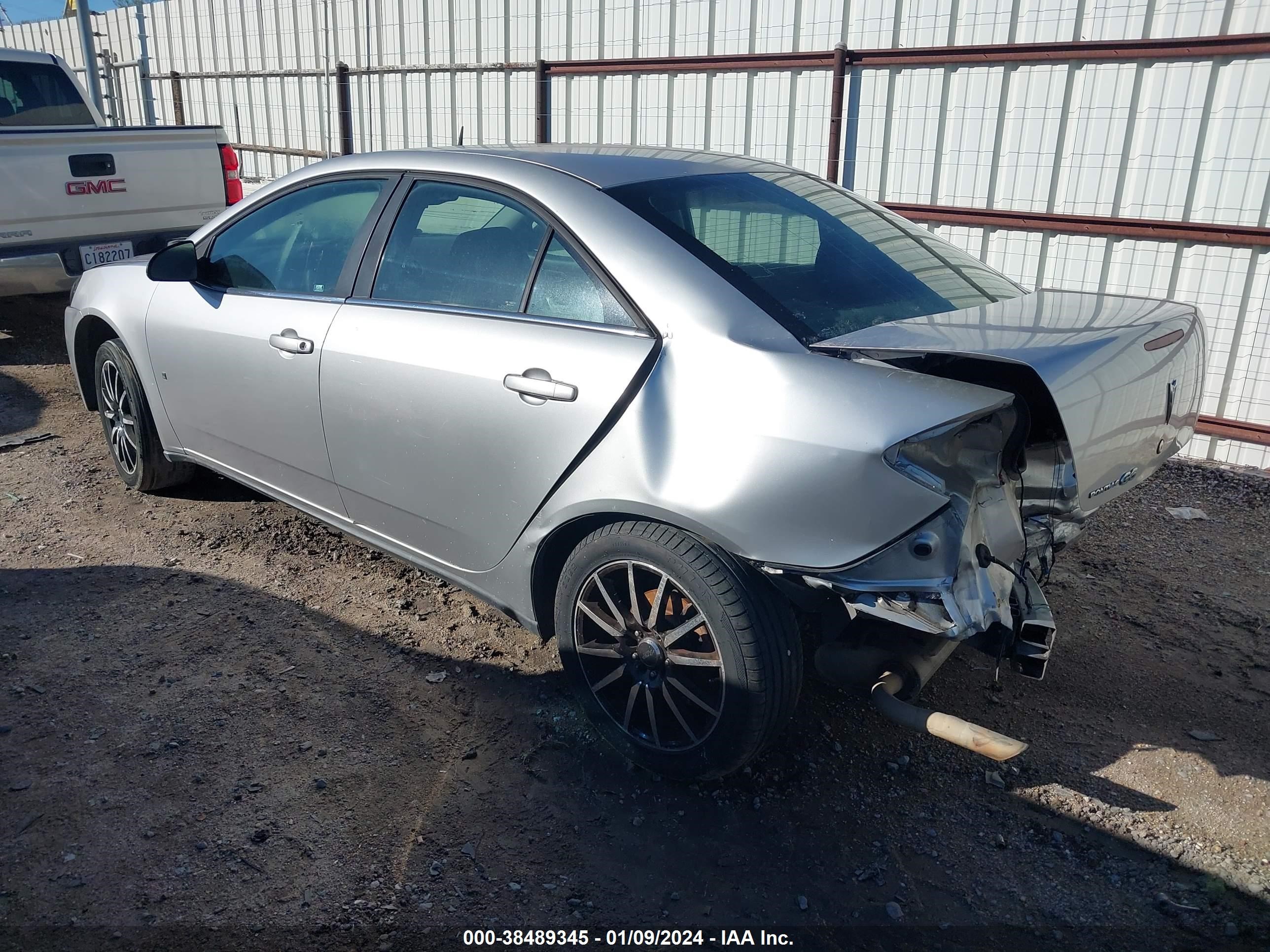 Photo 2 VIN: 1G2ZF57B784180886 - PONTIAC G6 