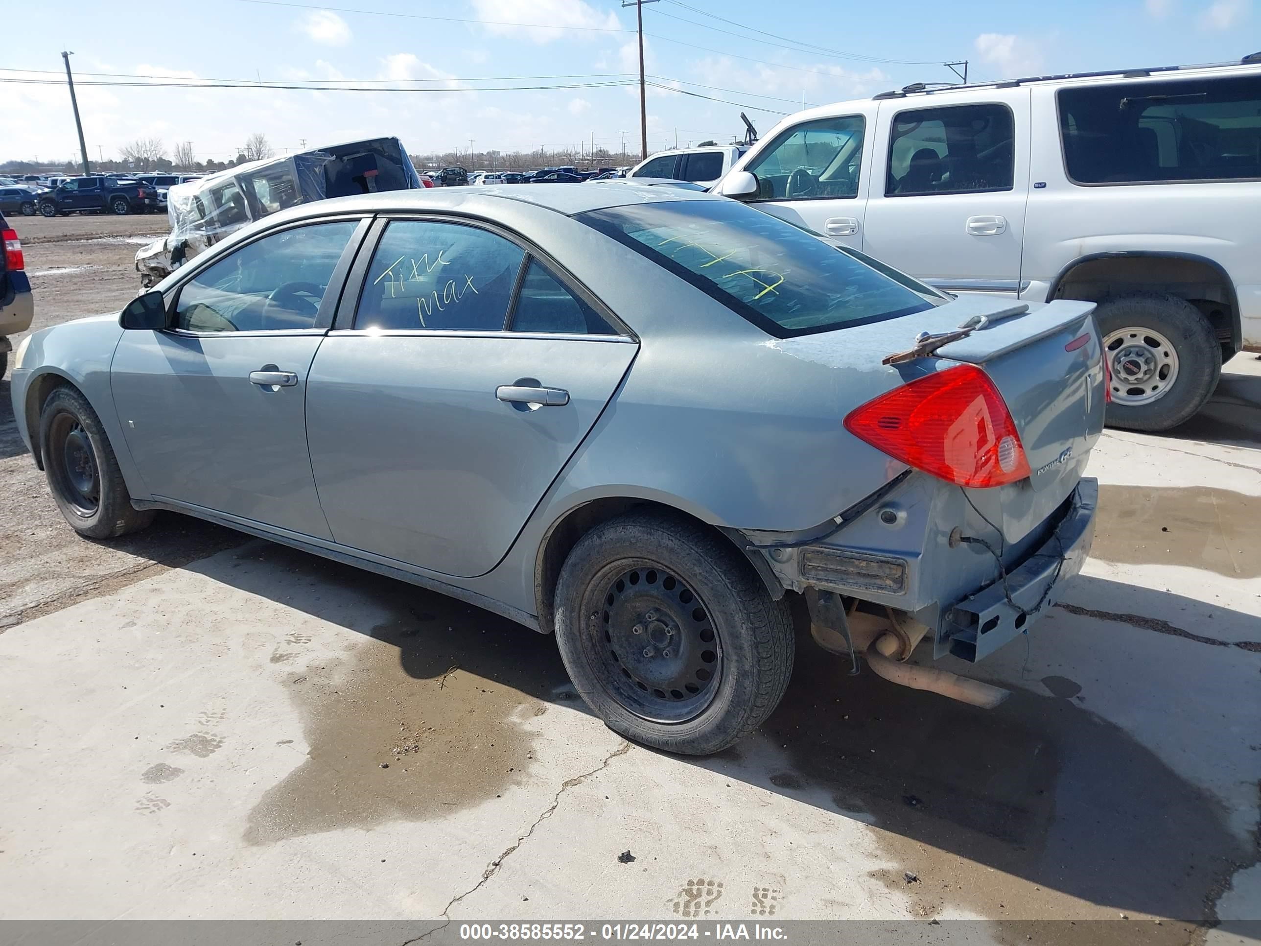 Photo 2 VIN: 1G2ZF57B884151896 - PONTIAC G6 