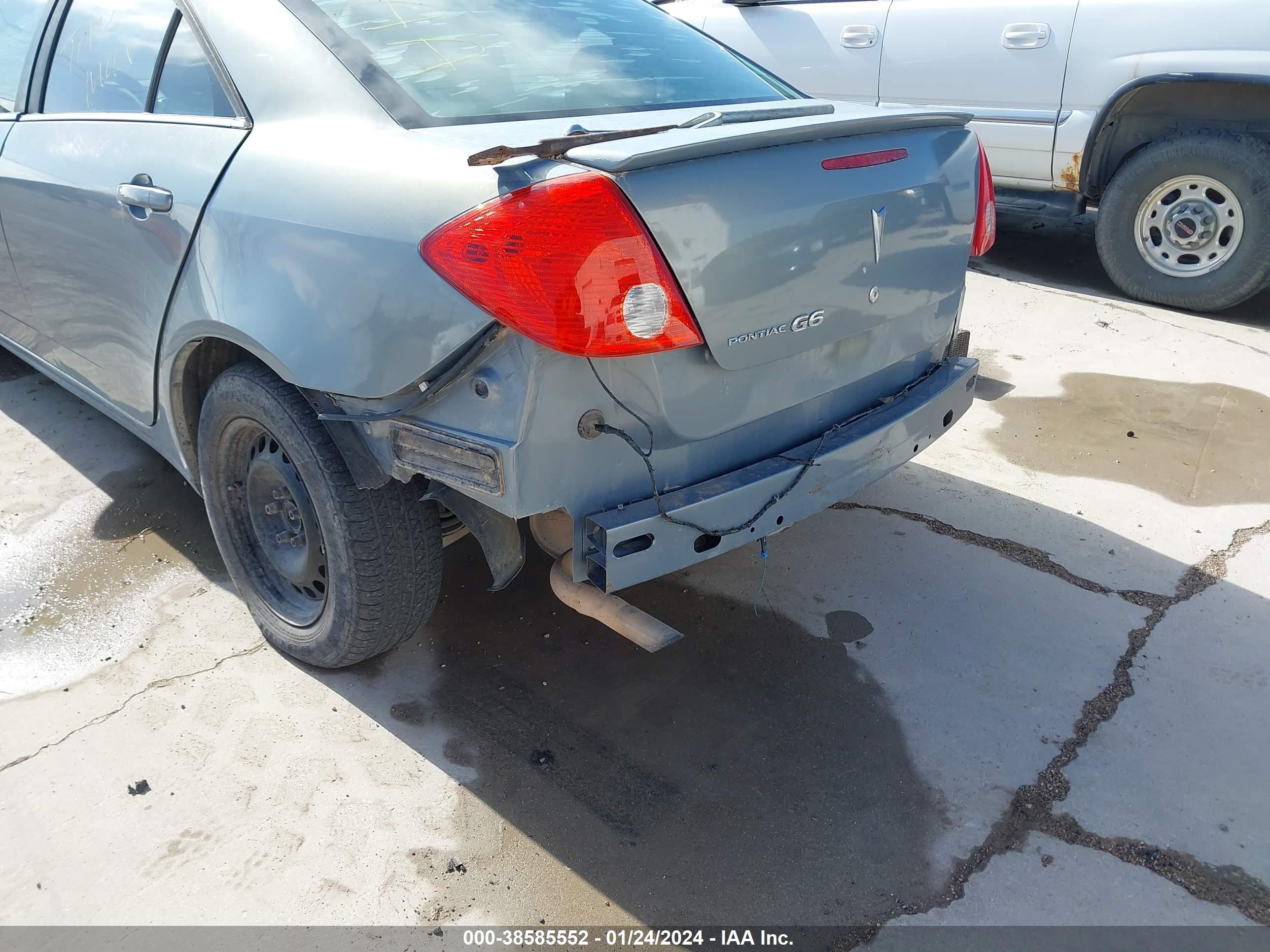 Photo 5 VIN: 1G2ZF57B884151896 - PONTIAC G6 