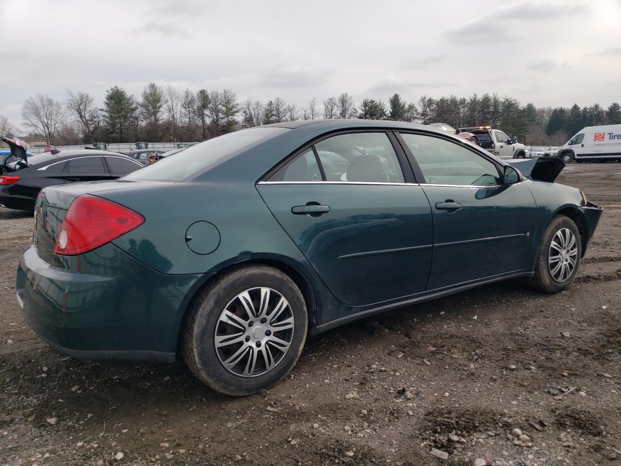 Photo 2 VIN: 1G2ZF58B074192276 - PONTIAC G6 