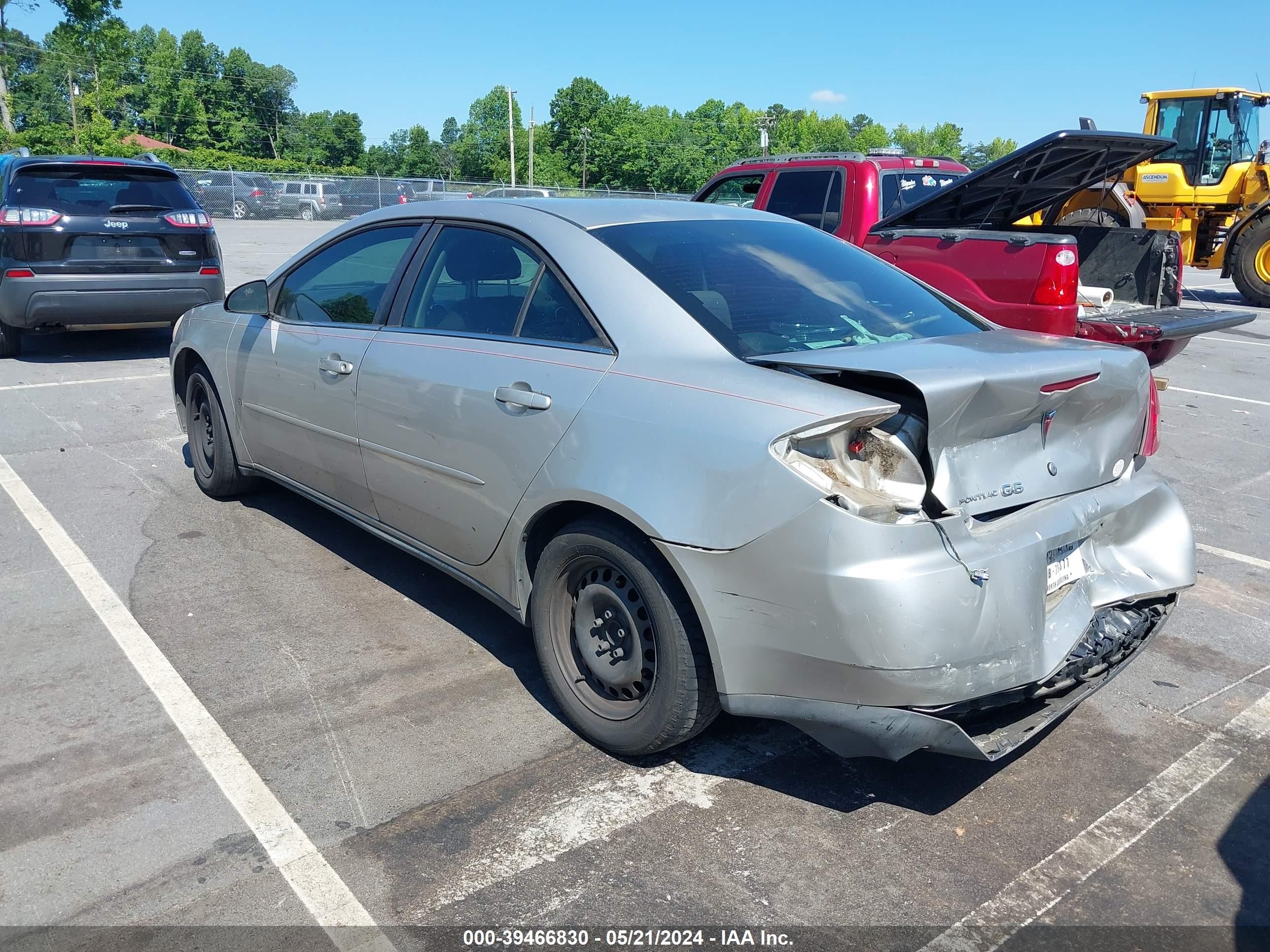 Photo 2 VIN: 1G2ZF58B074254629 - PONTIAC G6 