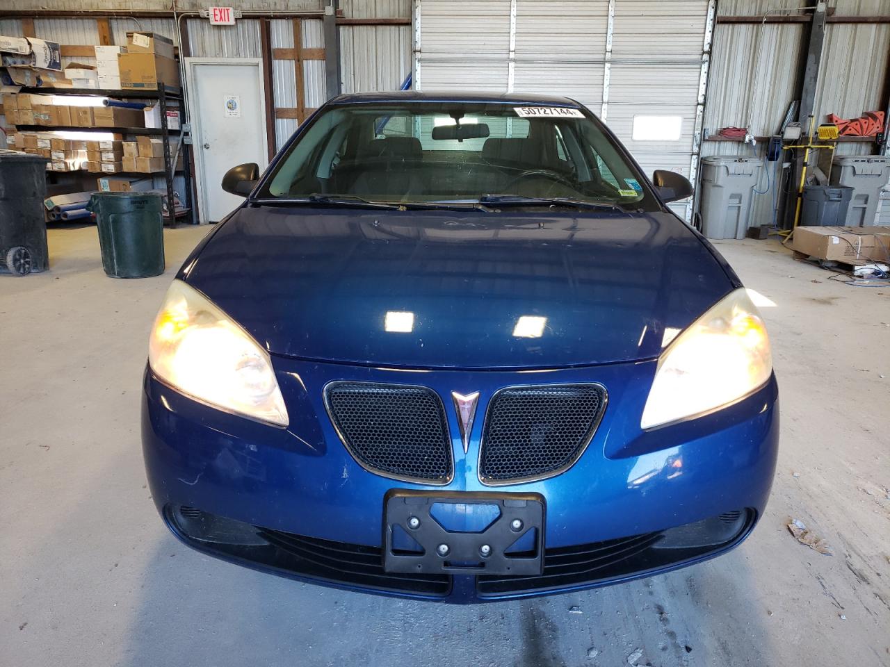 Photo 4 VIN: 1G2ZF58B374179814 - PONTIAC G6 