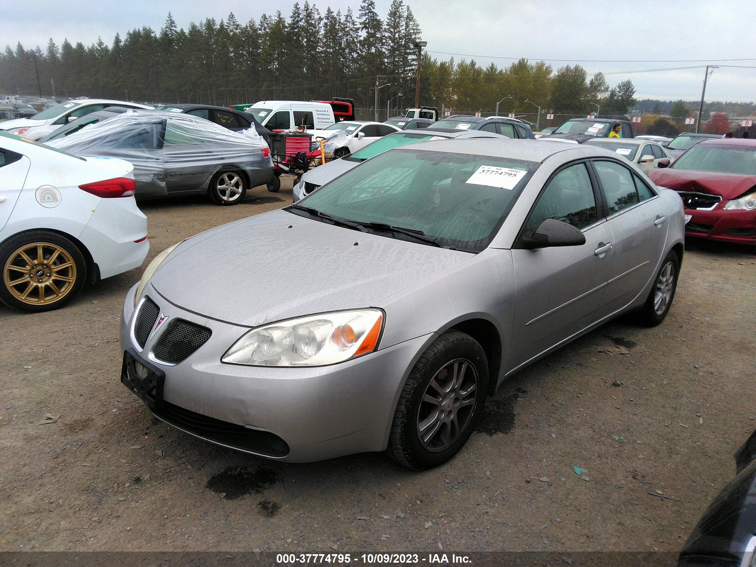 Photo 1 VIN: 1G2ZG528054154005 - PONTIAC G6 